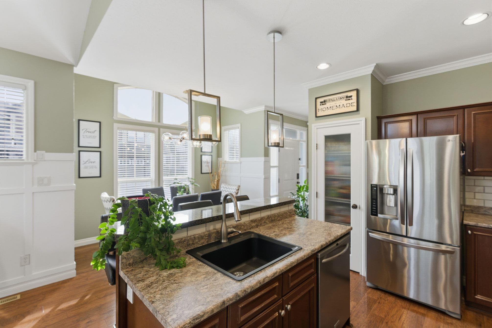41 - 6577 Southdowne Place, Chilliwack, V2R 0H4 — photo 5