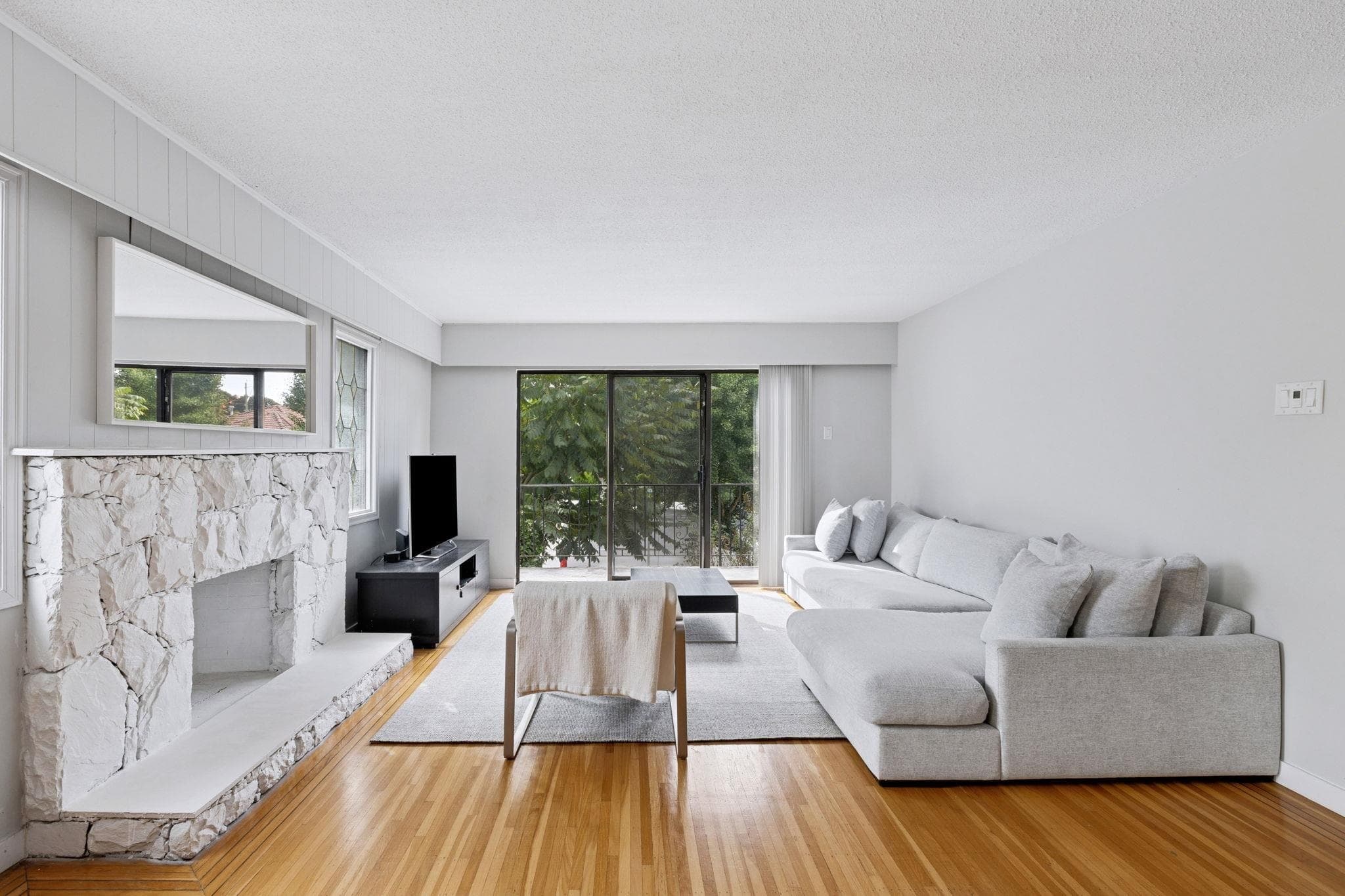 651 E 17th Avenue, Vancouver, V5V 1B5 — photo 3