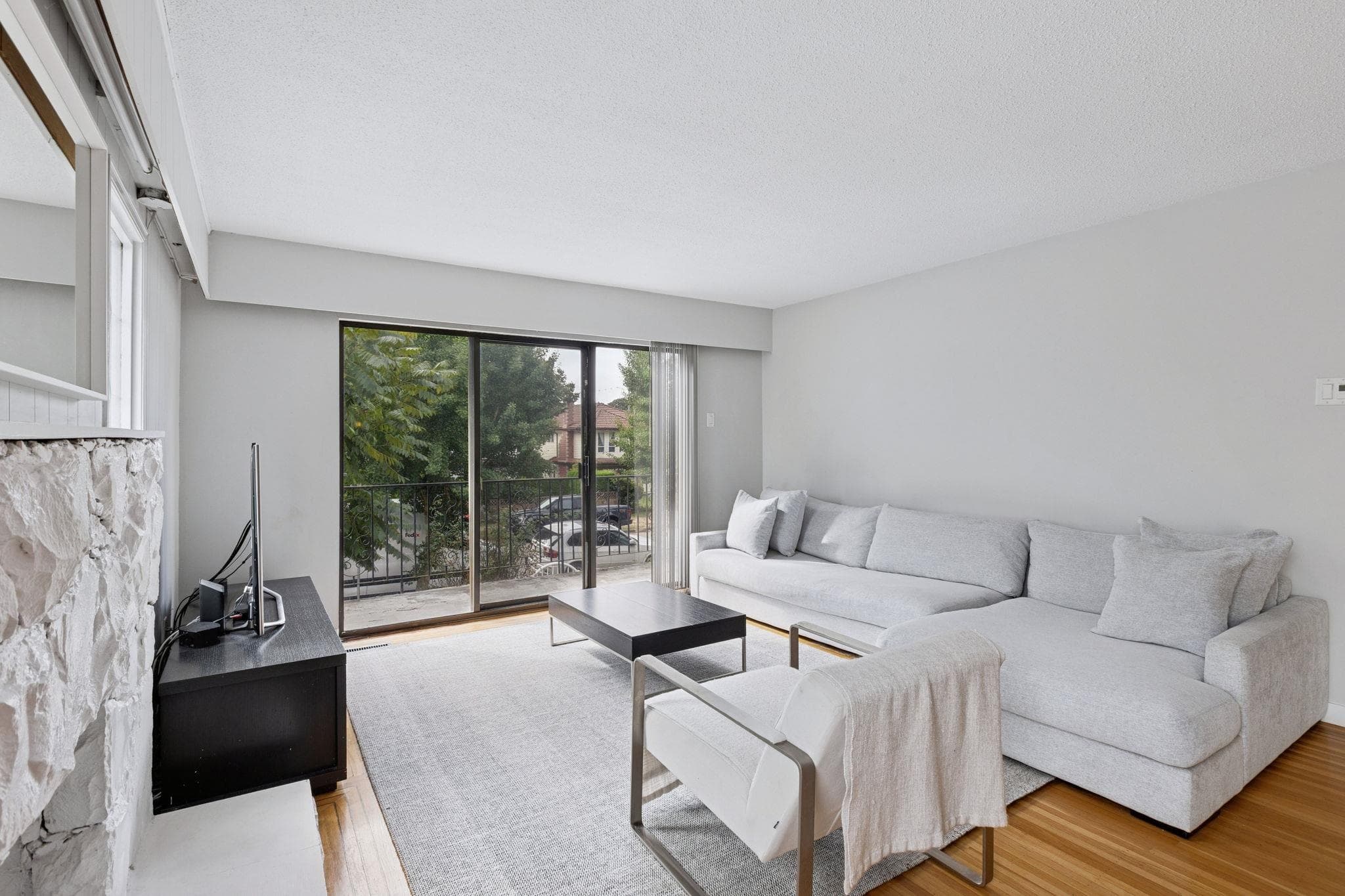 651 E 17th Avenue, Vancouver, V5V 1B5 — photo 4