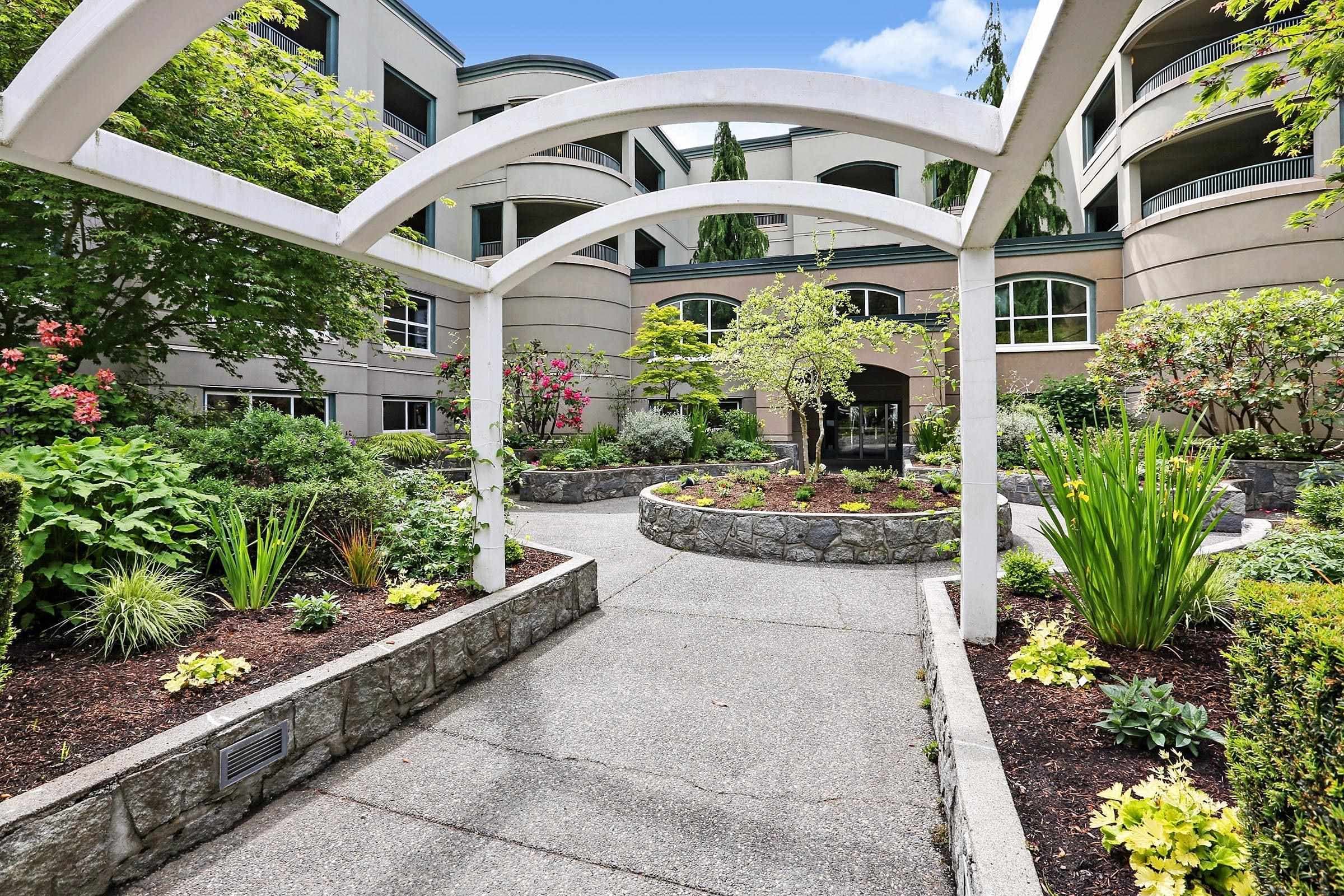 506 - 1725 128 Street, Surrey, V4A 3V2 — photo 1