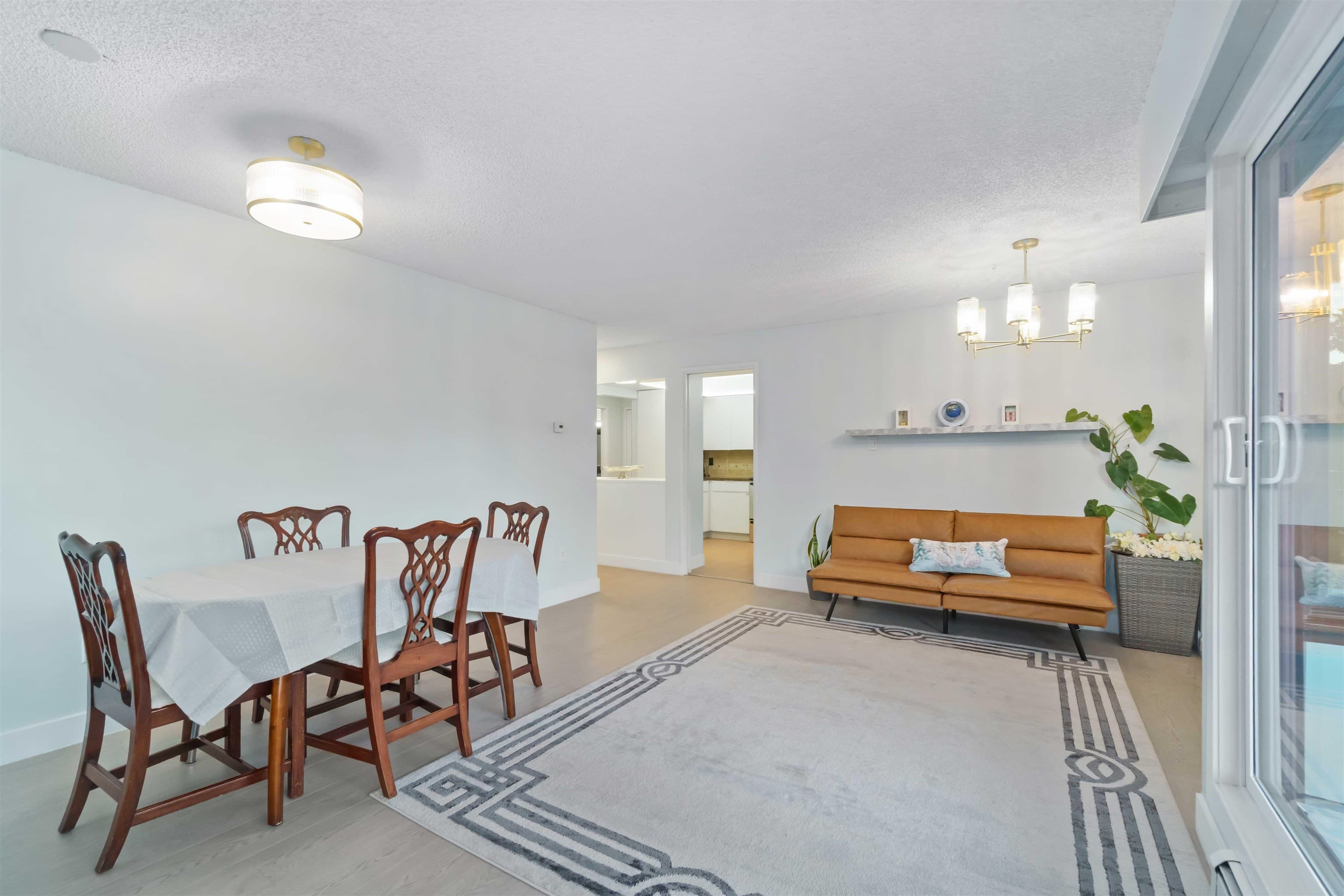 206 - 1340 Duchess Avenue, West Vancouver, V7T 1H6 — photo 5
