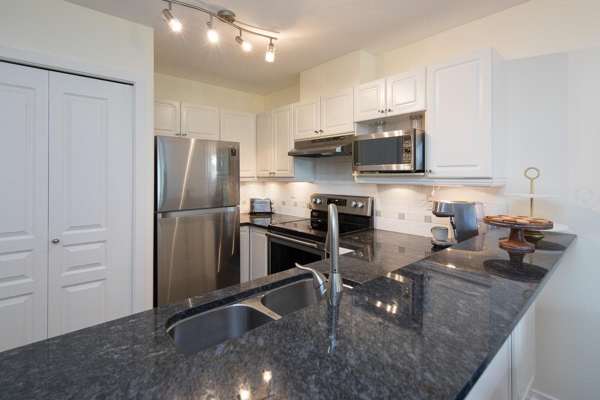 502 - 214 Eleventh Street, New Westminster, V3M 4C9 — photo 5