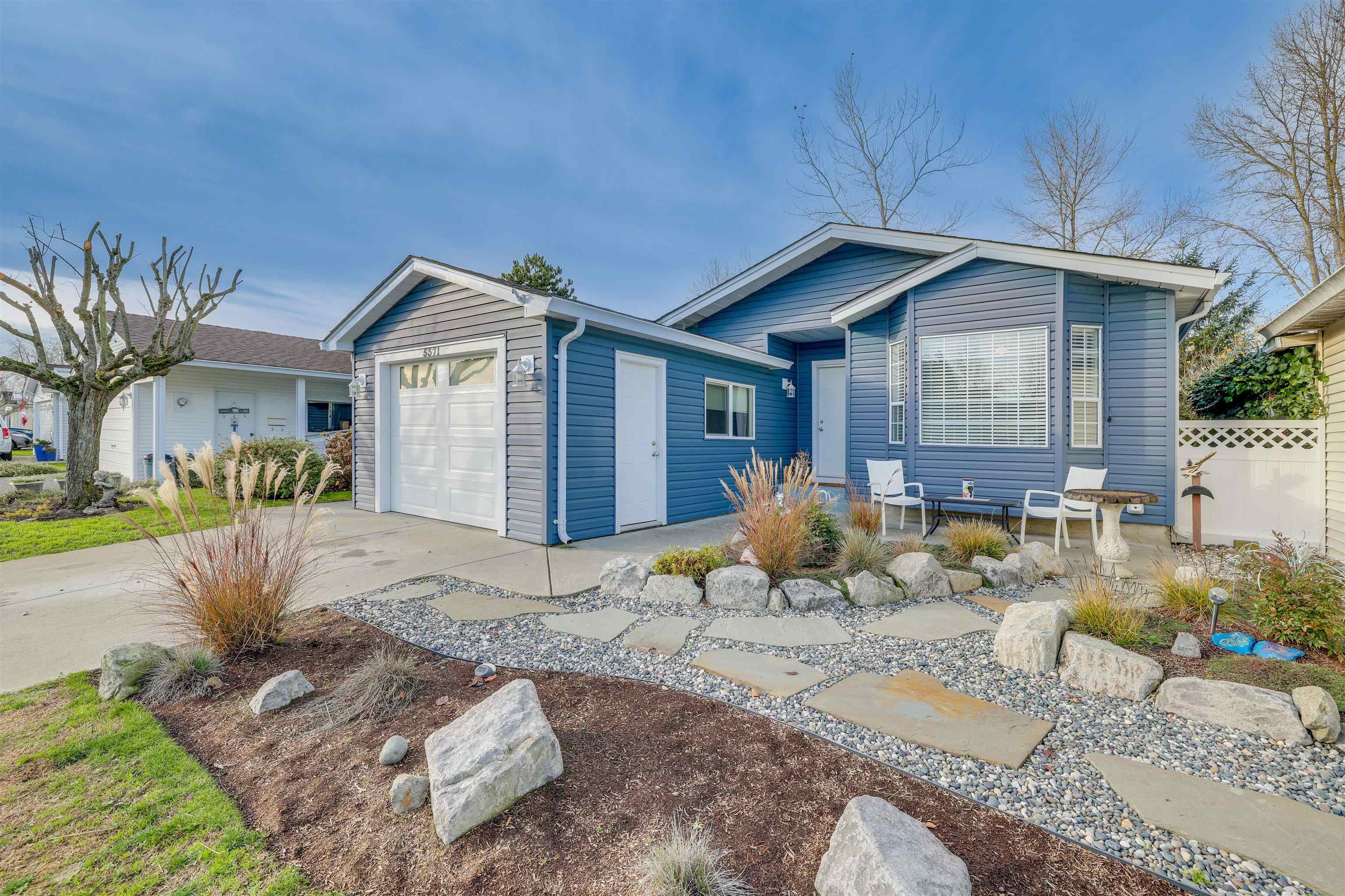 5371 Regatta Way, Ladner, V4K 4R9 — photo 1