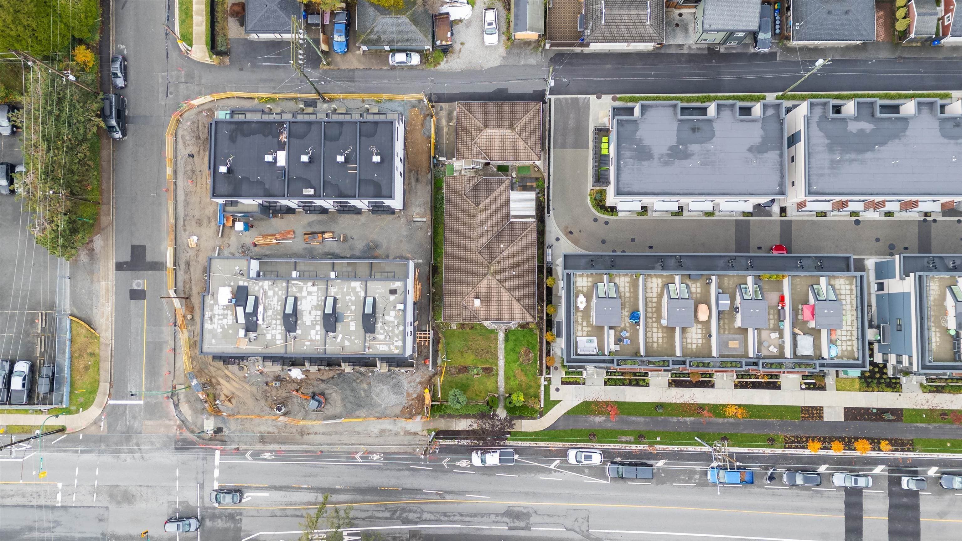 612 E 3rd Street, North Vancouver, V7L 1G7 — photo 2