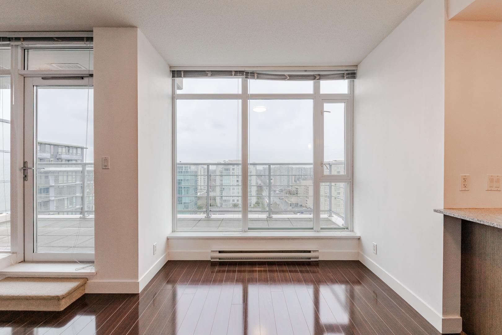 1801 - 8068 Westminster Highway, Richmond, V6X 0C6 — photo 5