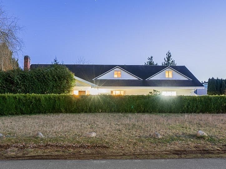 3001 266b Street, Langley, V4W 3B7 — photo 1