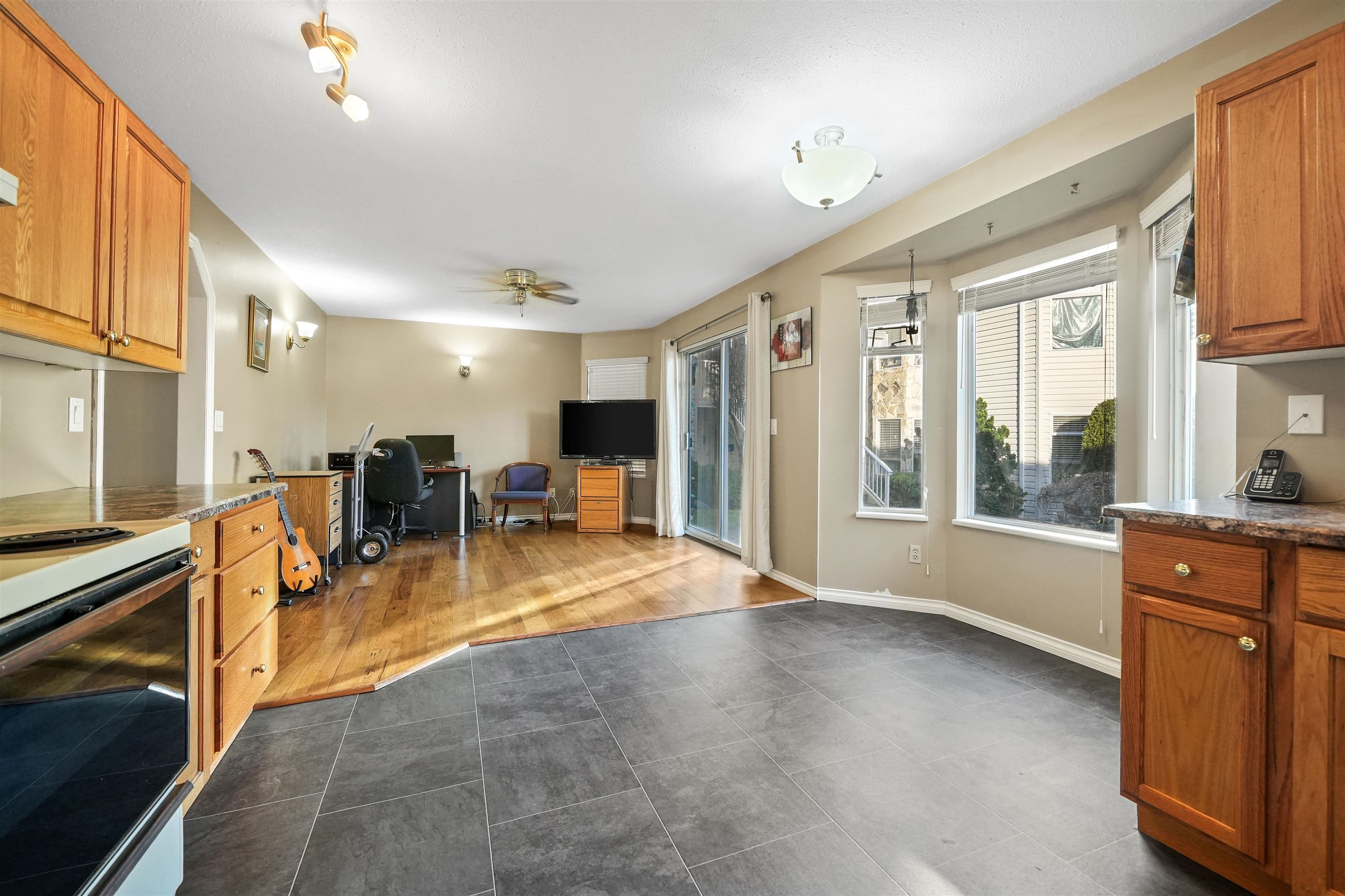 126 - 10584 153 Street, Surrey, V3R 9V1 — photo 4