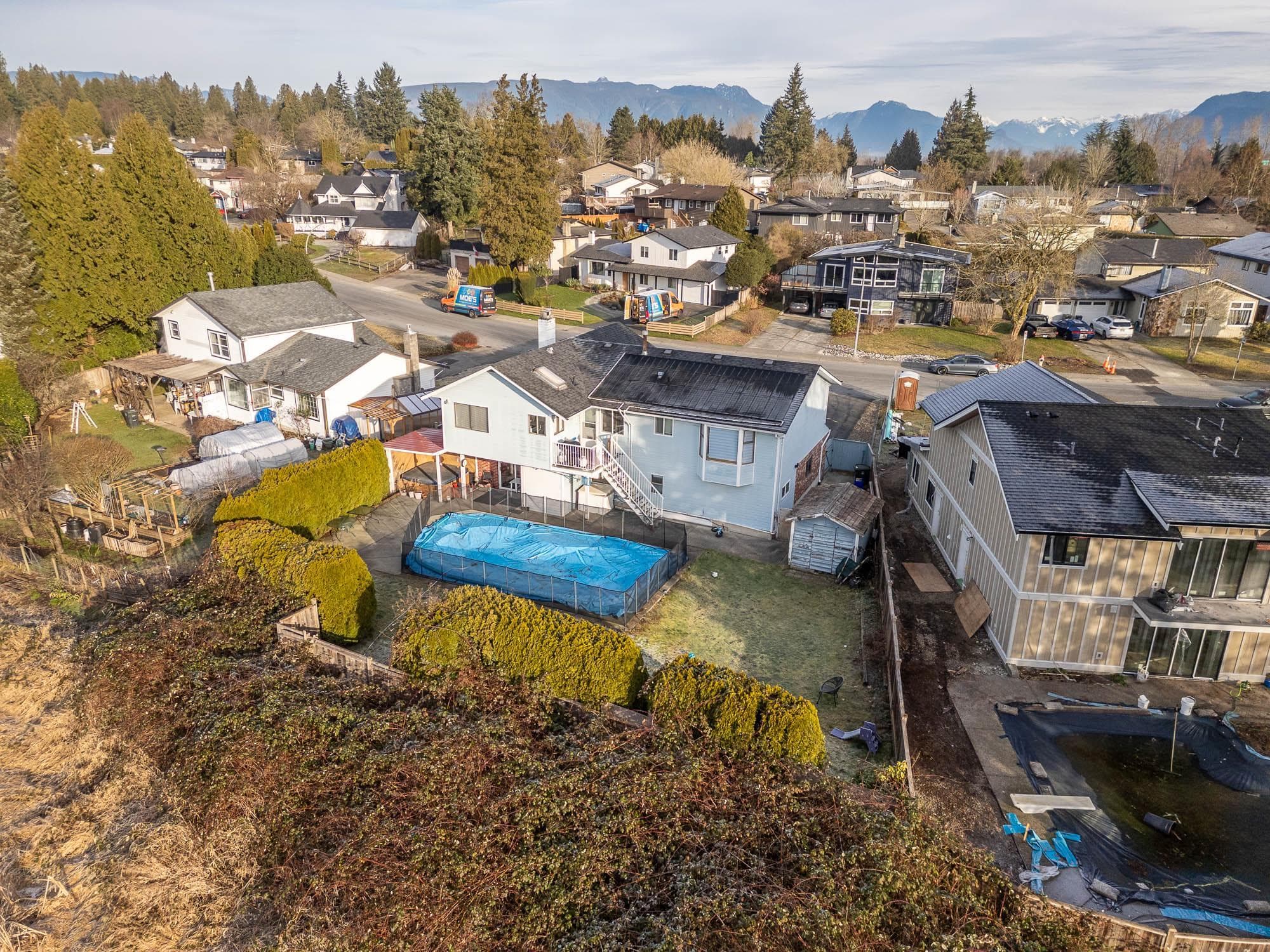19788 S Wildwood Crescent, Pitt Meadows, V3Y 1N1 — photo 4