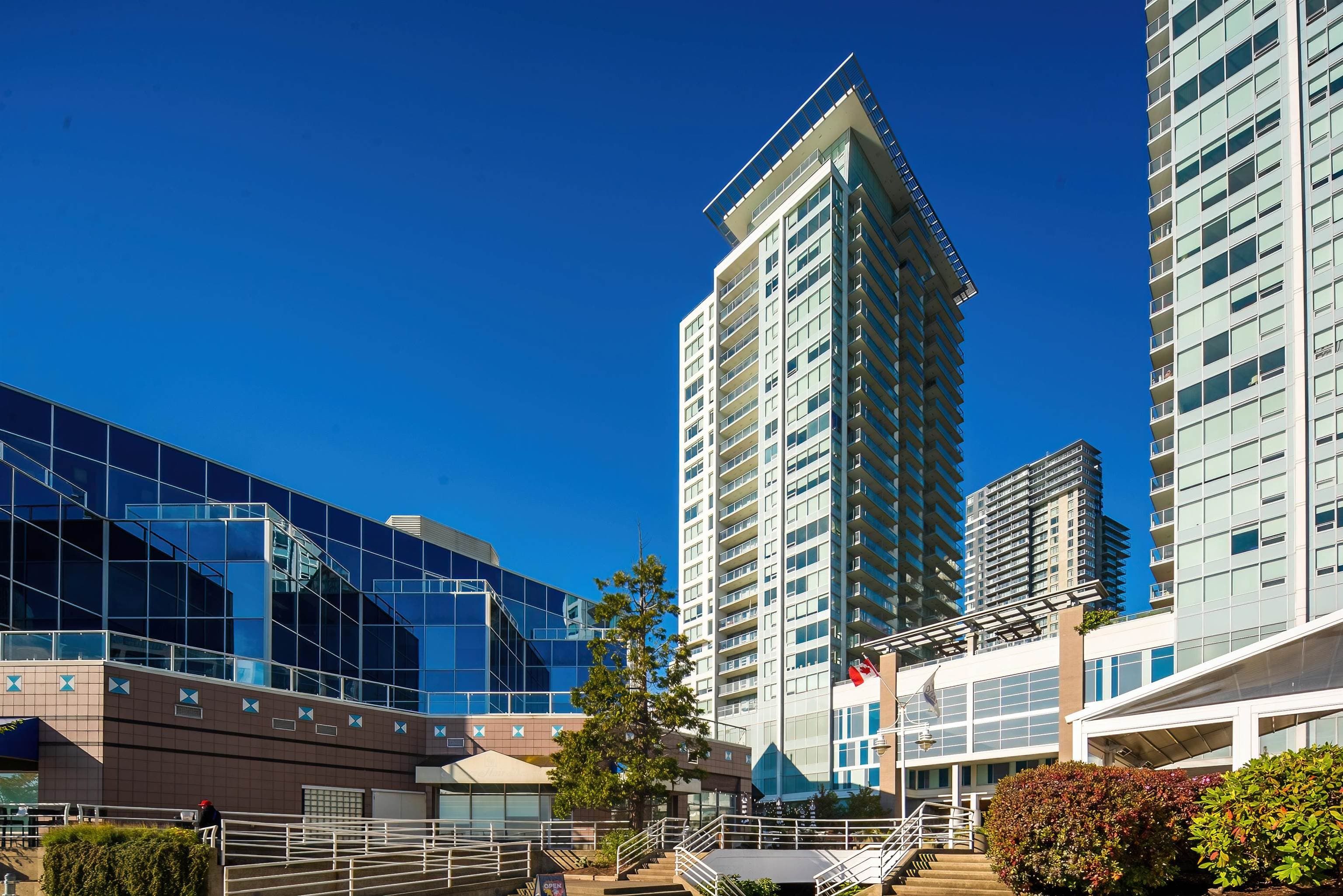 810 - 988 Quayside Drive, New Westminster