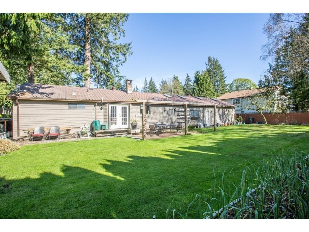 3667 207 Street, Langley, V3A 4X5 — photo 2
