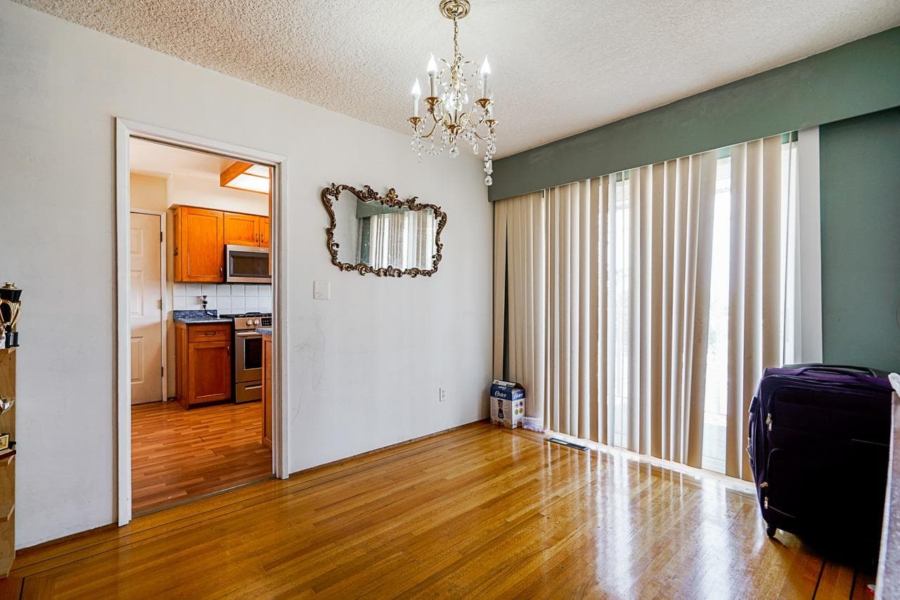 13792 112 Avenue, Surrey, V3R 2G3 — photo 3
