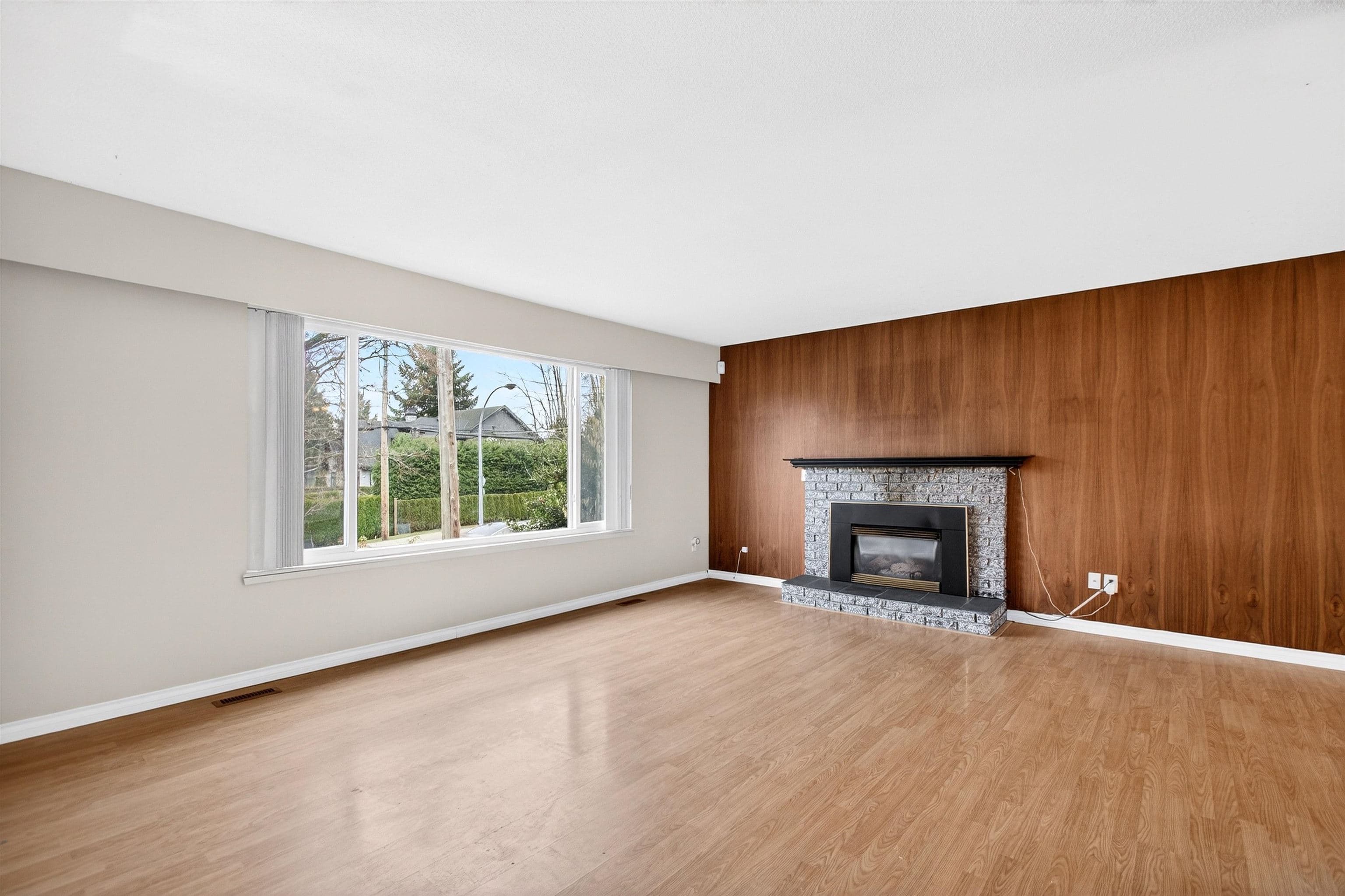 1855 156 Street, Surrey, V4A 4T5 — photo 5