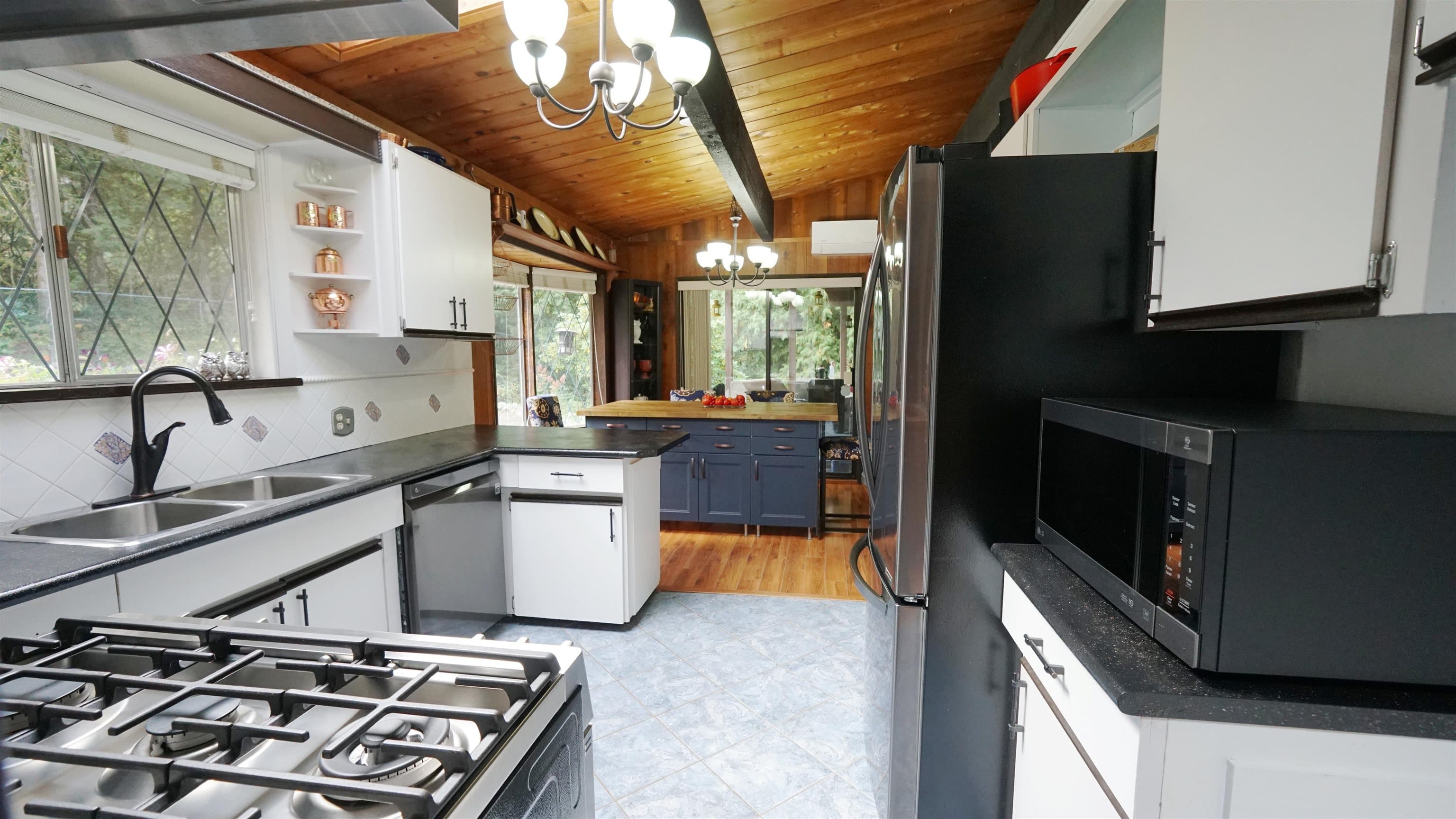 25855 112 Avenue, Maple Ridge, V2W 1H1 — photo 5