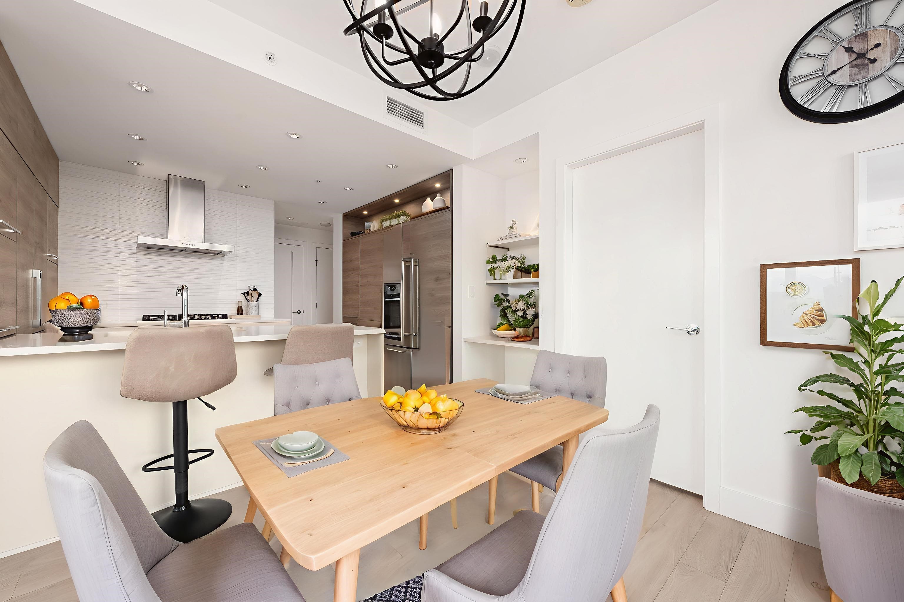 1110 - 7358 Edmonds Street, Burnaby, V3N 0H1 — photo 1