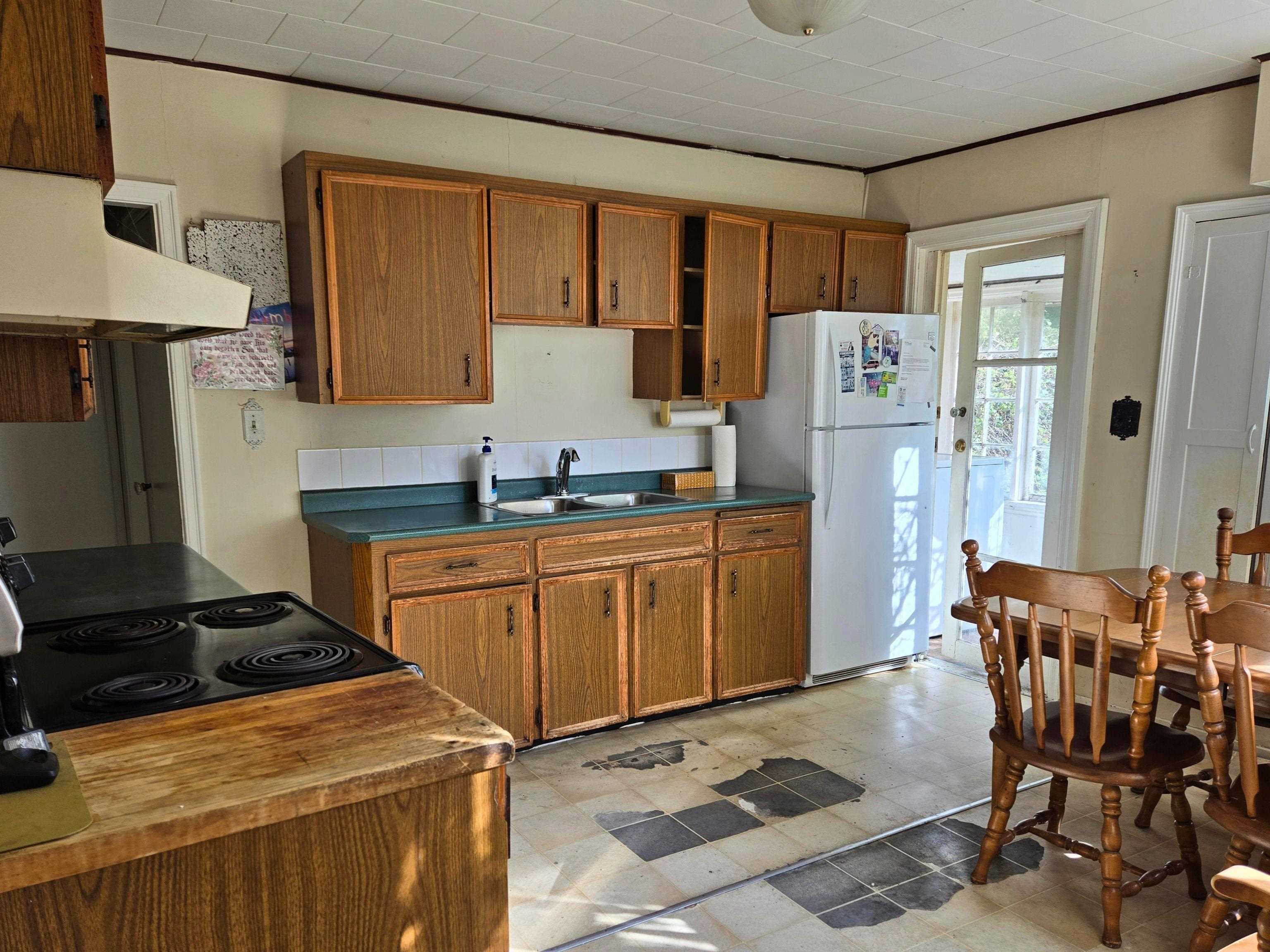 547 N Fletcher Road, Gibsons, V0N 1V0 — photo 5