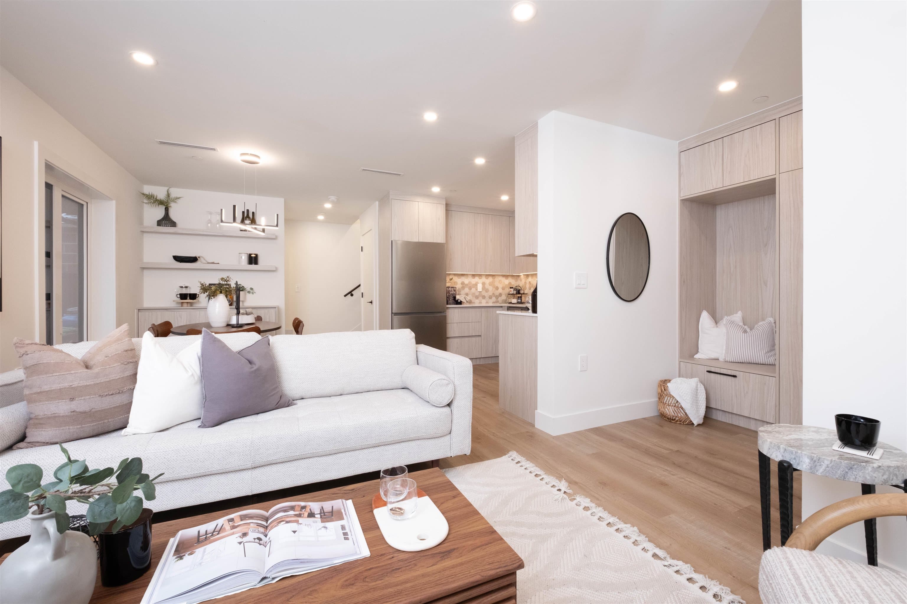 2665 E Pender Street, Vancouver, V5K 2B6 — photo 1
