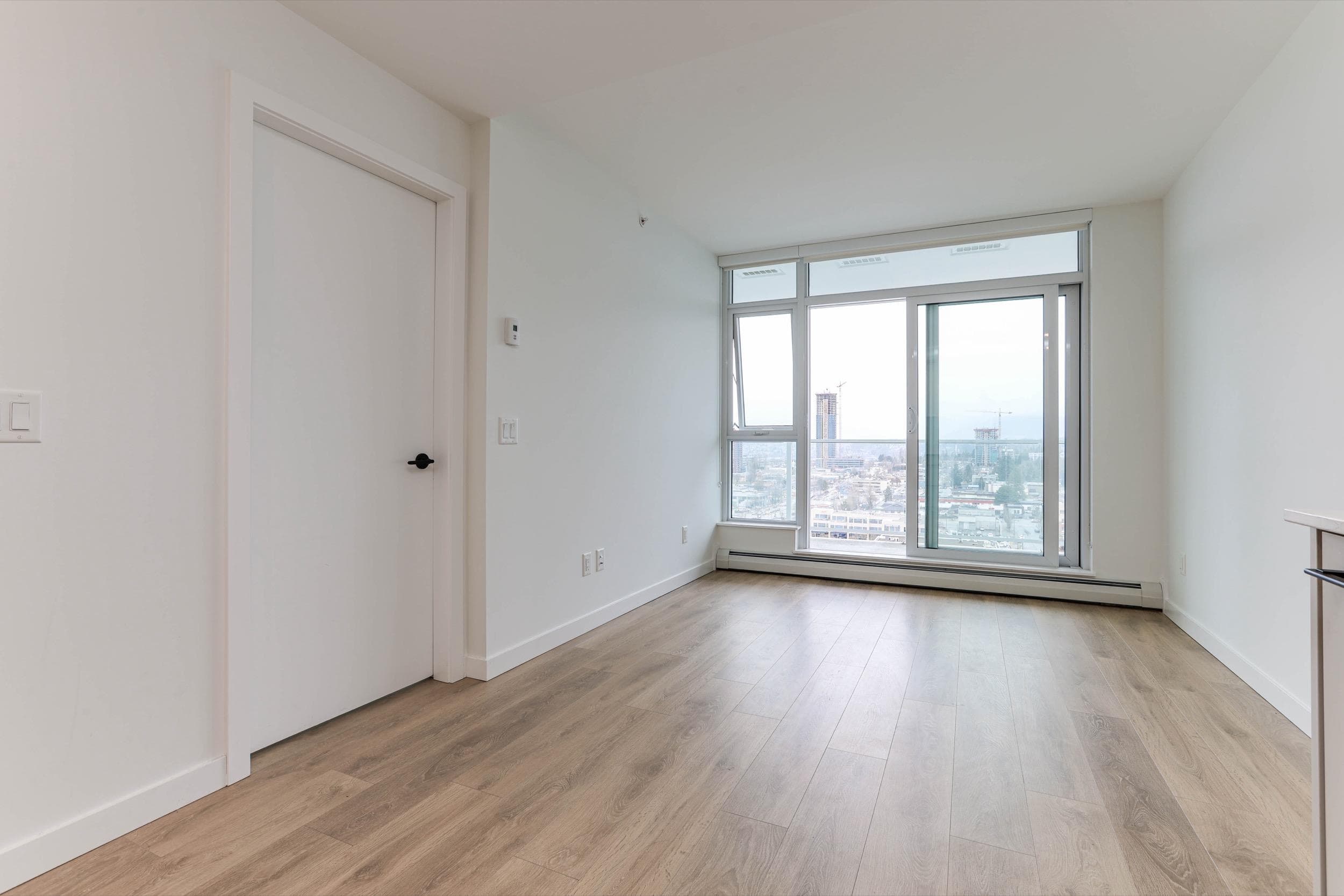 2212 - 13685 102 Avenue, Surrey, V3T 1N7 — photo 5