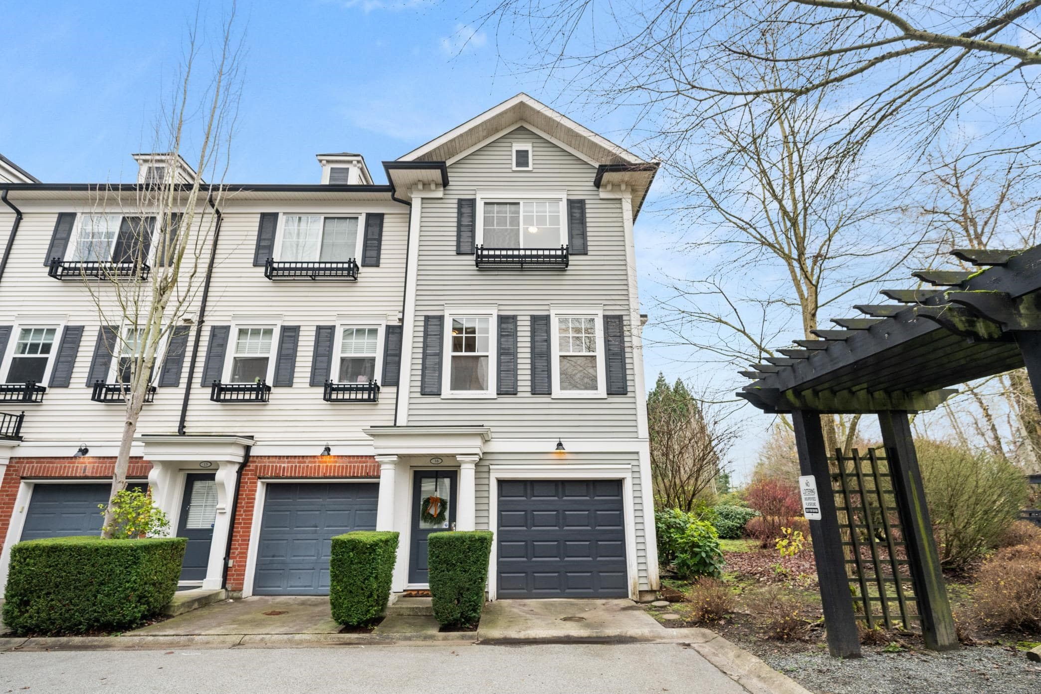 16 - 18983 72a Avenue, Surrey, V4N 1A5 — photo 1