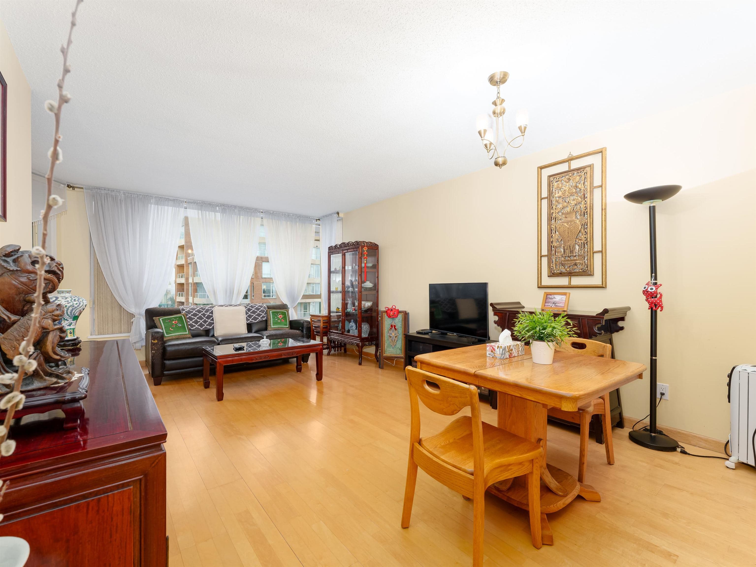1505 - 4689 Hazel Street, Burnaby, V5H 4R6 — photo 5