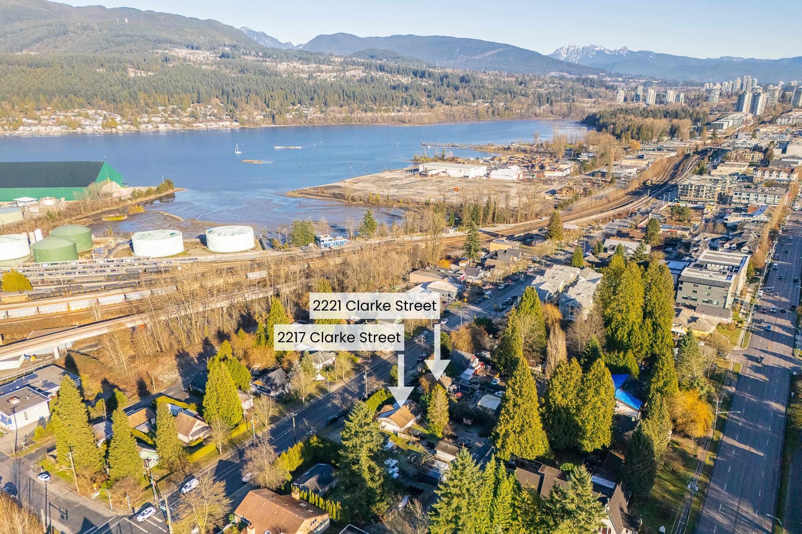 2217 Clarke Street, Port Moody, V3H 1Y6 — photo 2