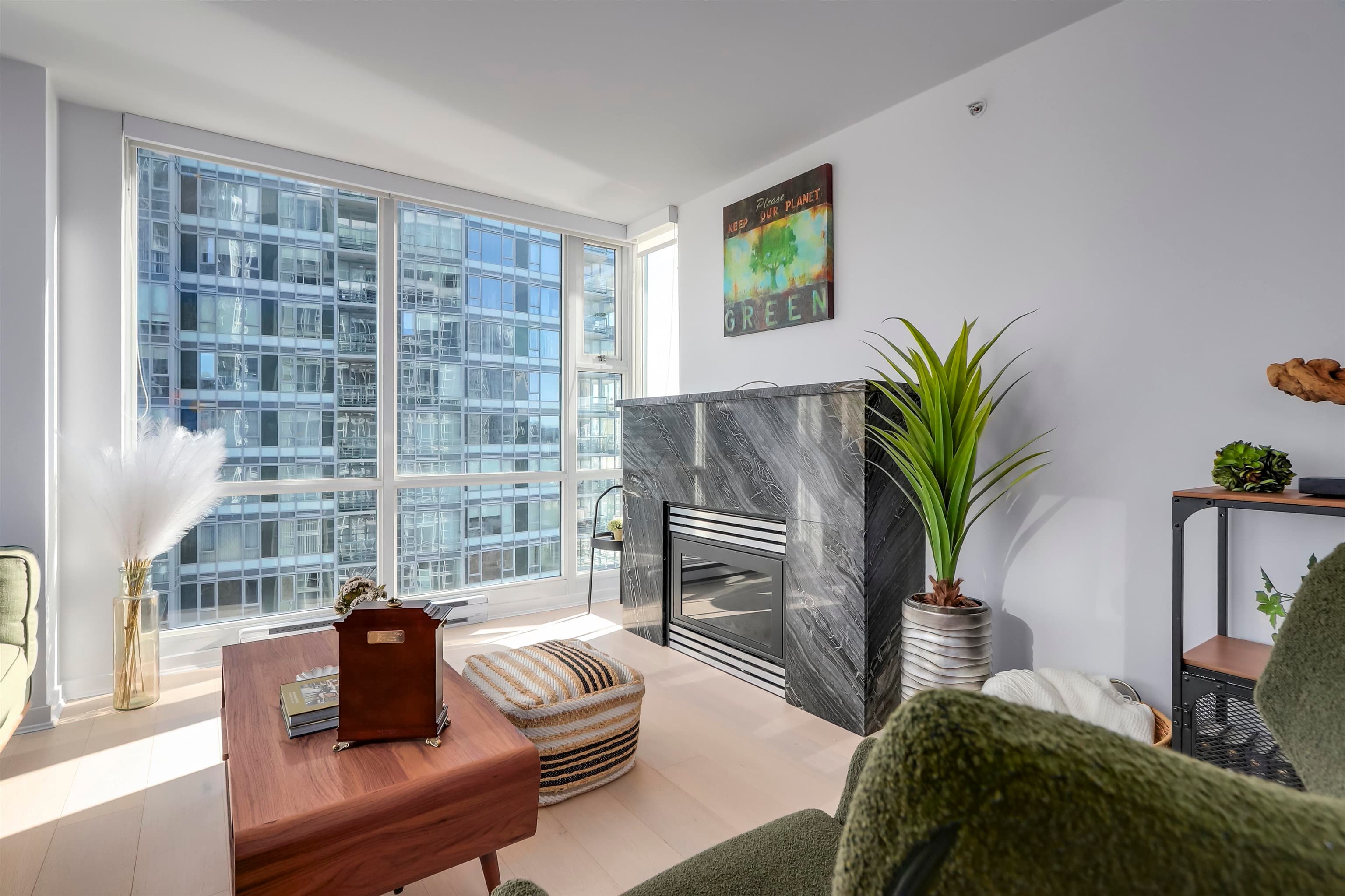 1807 - 1077 Marinaside Crescent, Vancouver, V6Z 2Z5 — photo 4