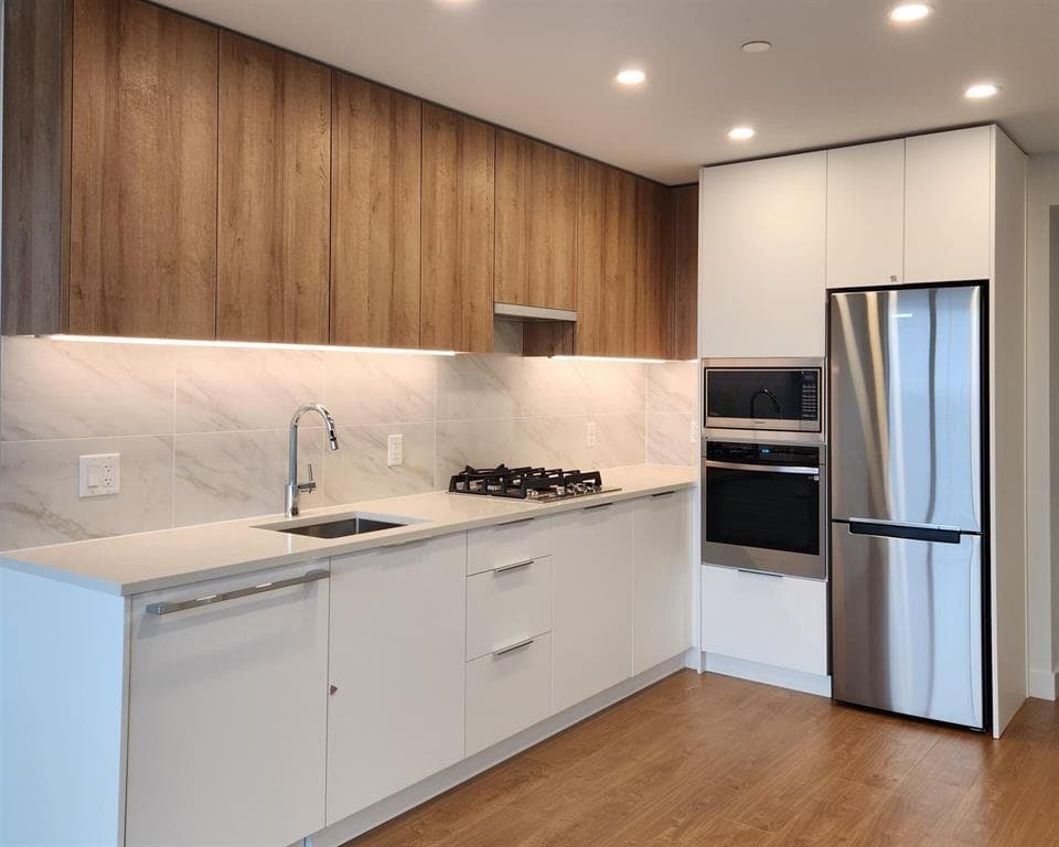 808 - 13387 Old Yale Road, Surrey, V3T 0V6 — photo 3