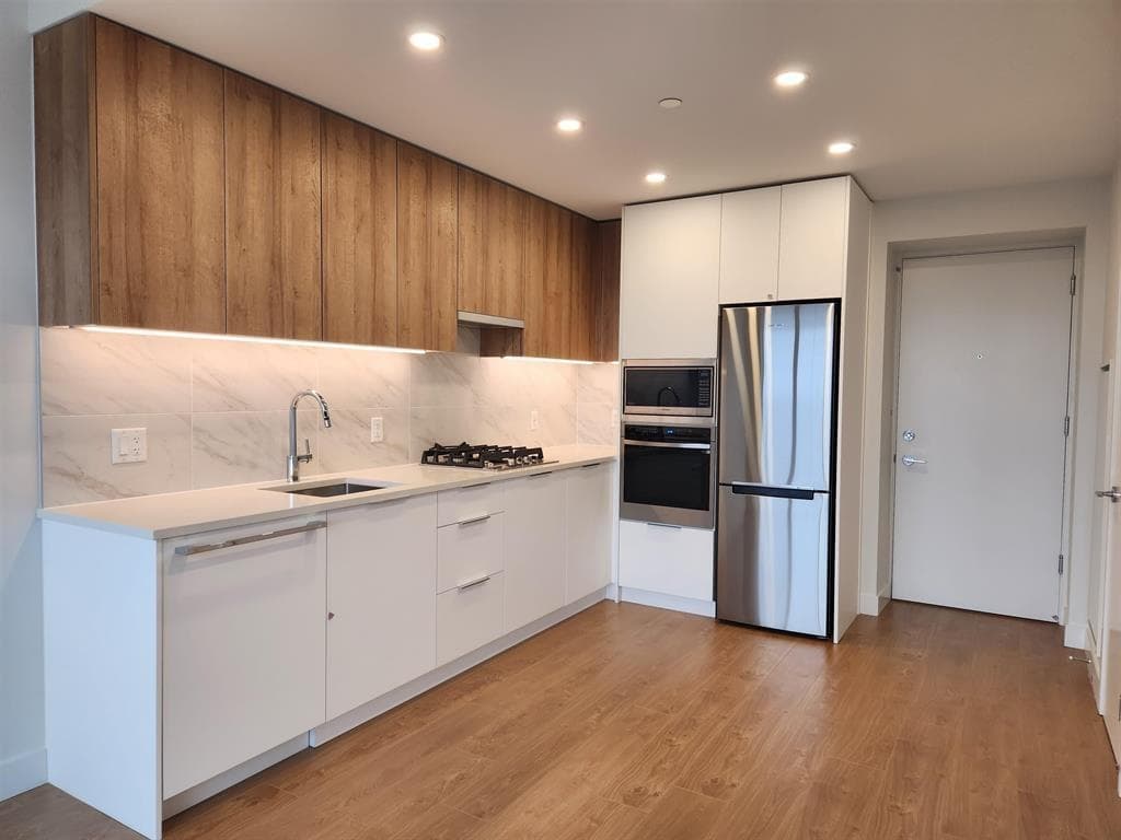 808 - 13387 Old Yale Road, Surrey, V3T 0V6 — photo 5