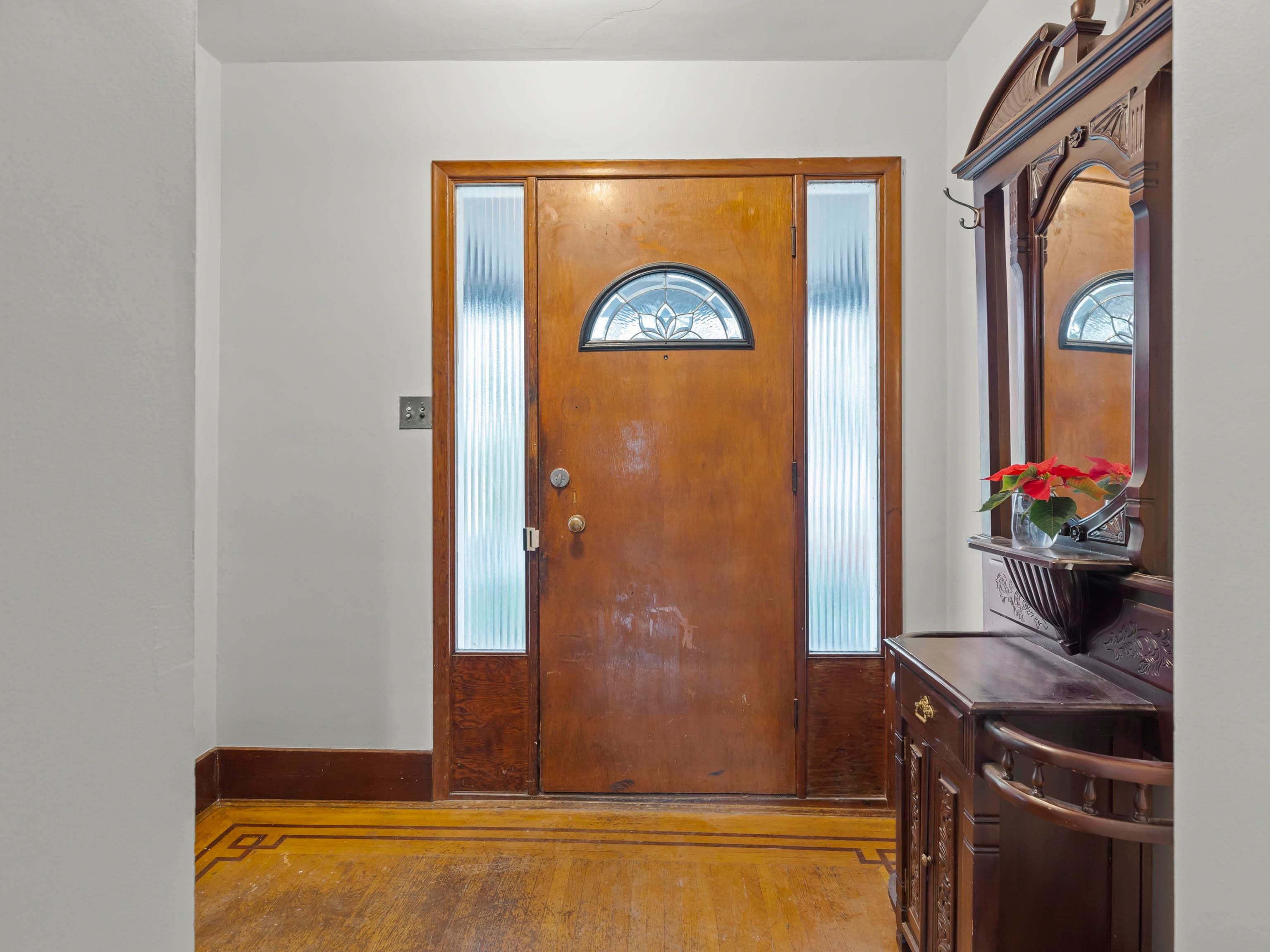 3056 W 6th Avenue, Vancouver, V6K 1X3 — photo 4