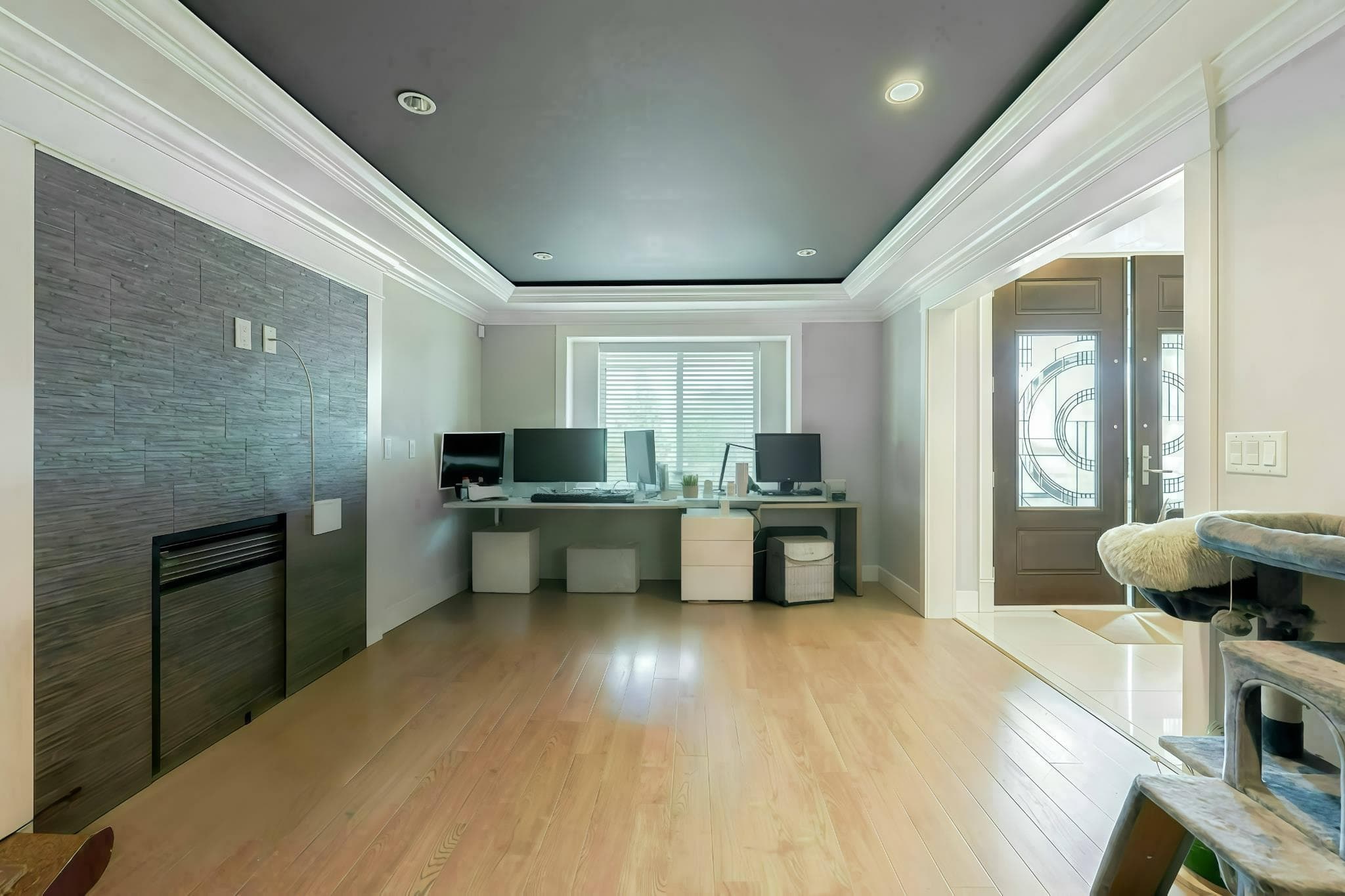 520 Ewen Avenue, New Westminster, V3M 5B1 — photo 3