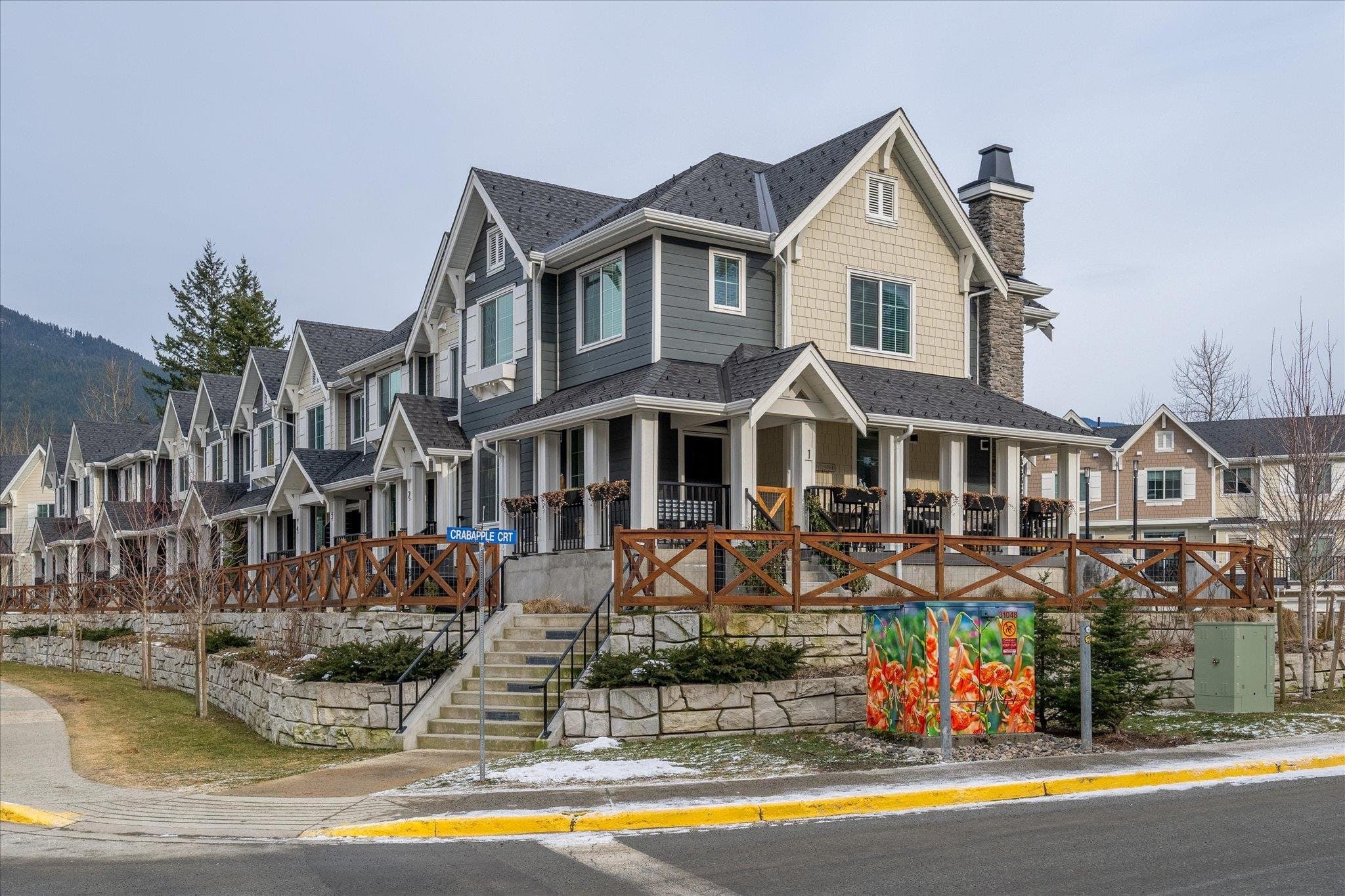 1 - 7360 Crabapple Court, Pemberton