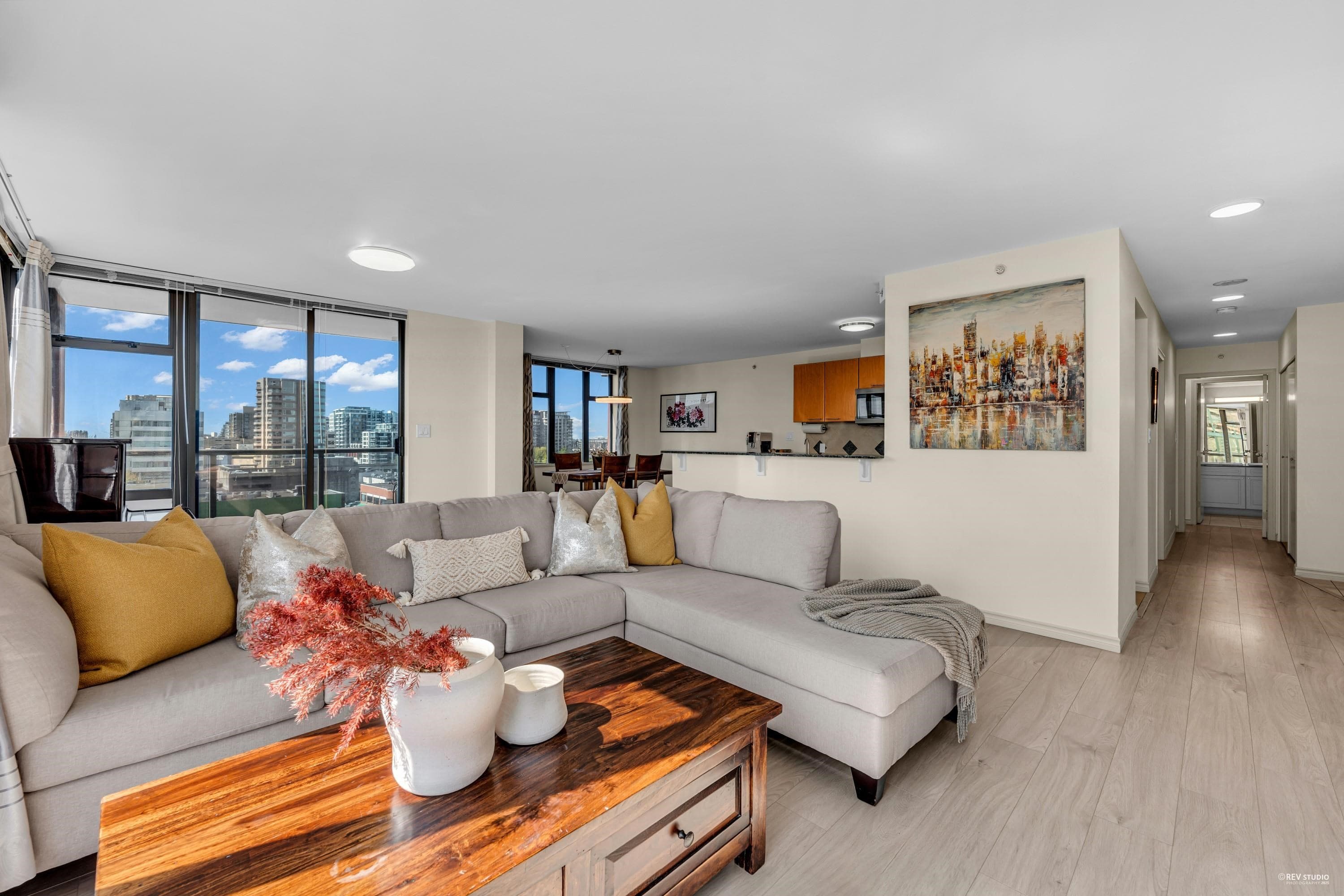 902 - 5933 Cooney Road, Richmond, V6X 4H3 — photo 1