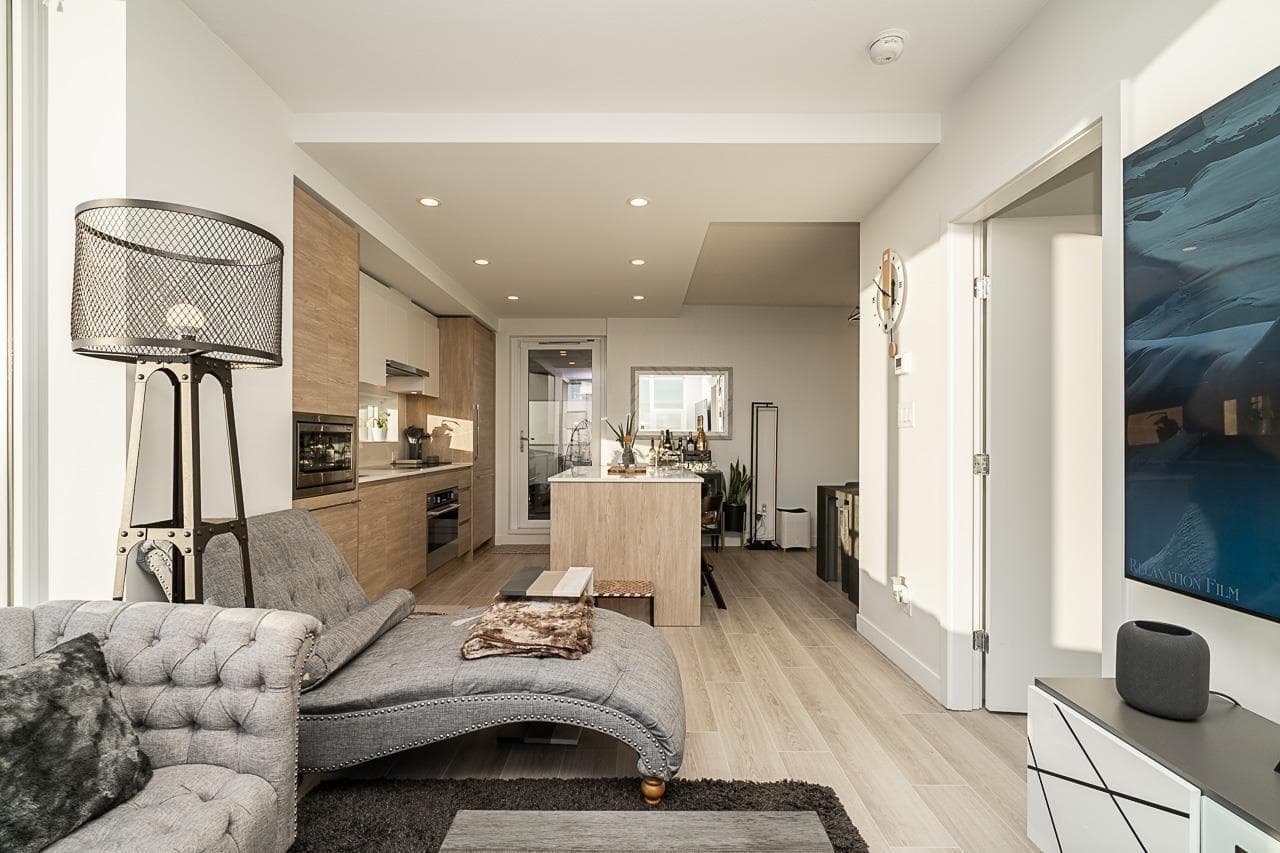 3003 - 13615 Fraser Highway, Surrey, V3T 0P7 — photo 5