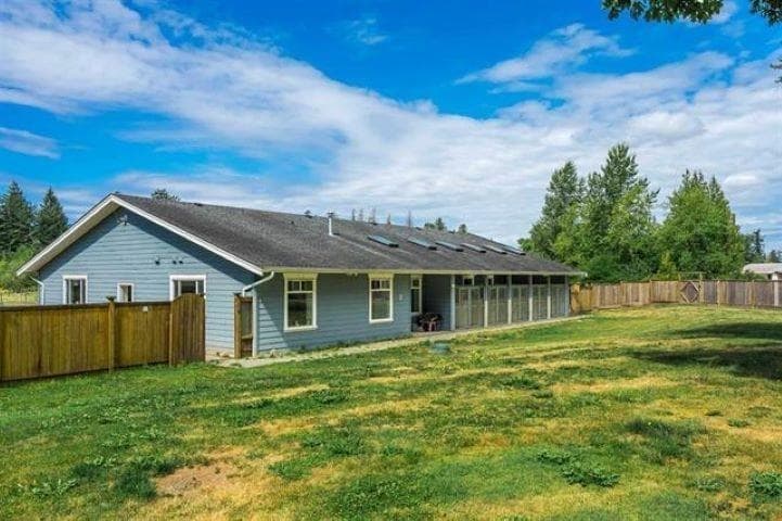 4102 Lefeuvre Road, Abbotsford, V4X 1N8 — photo 3