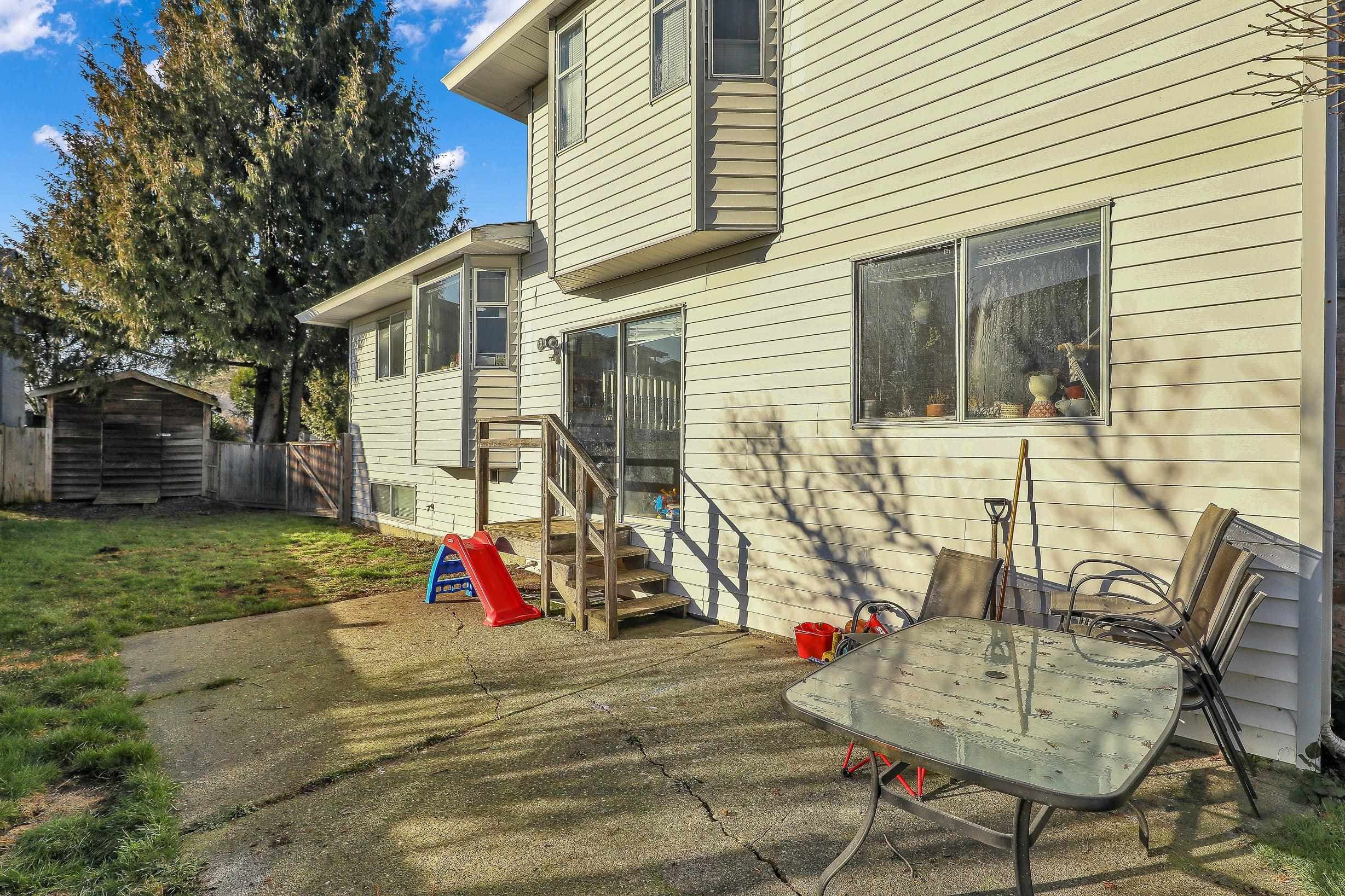 15662 91a Avenue, Surrey, V4N 2X3 — photo 5
