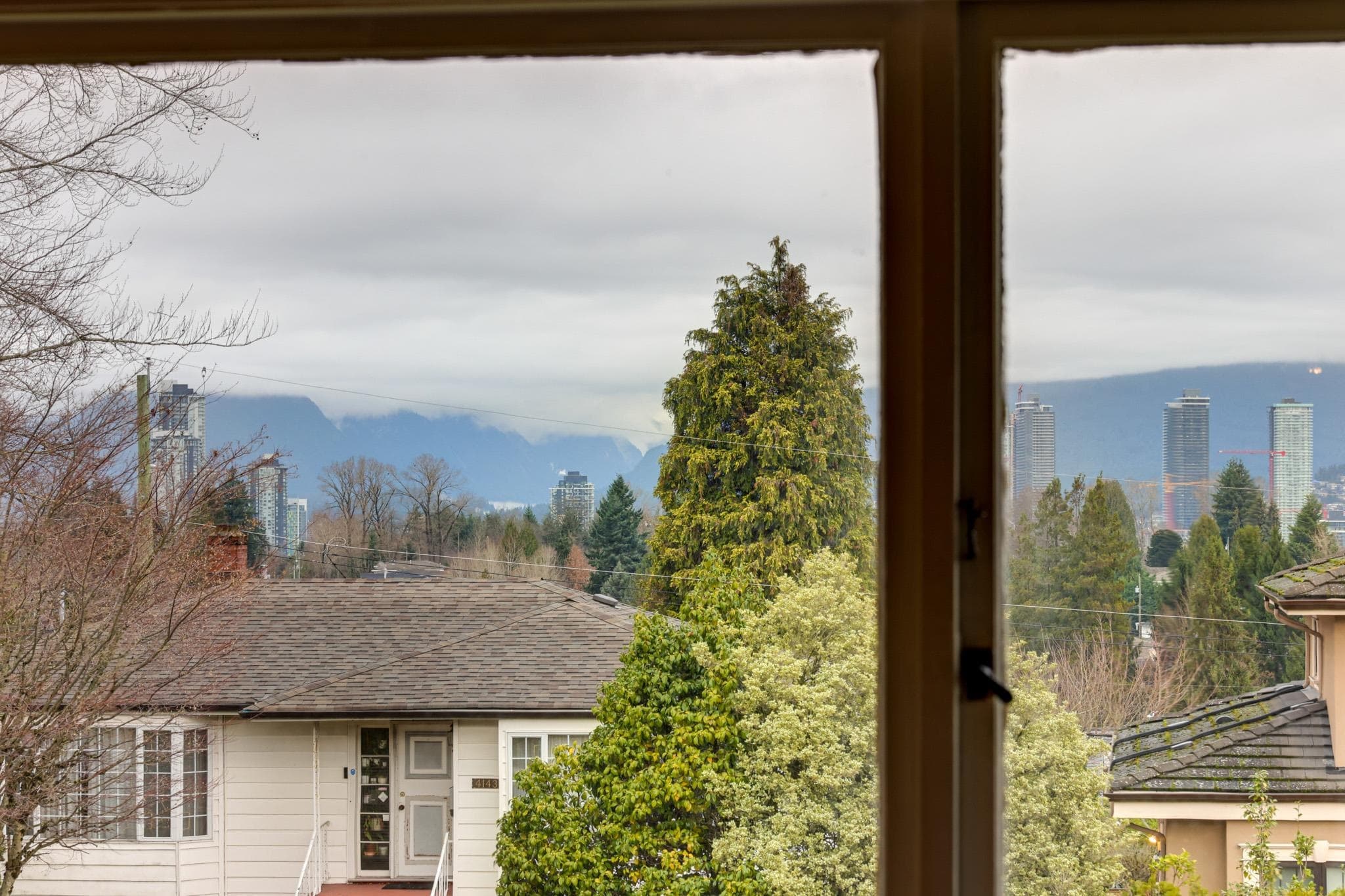4144 Price Crescent, Burnaby, V5G 2N1 — photo 5