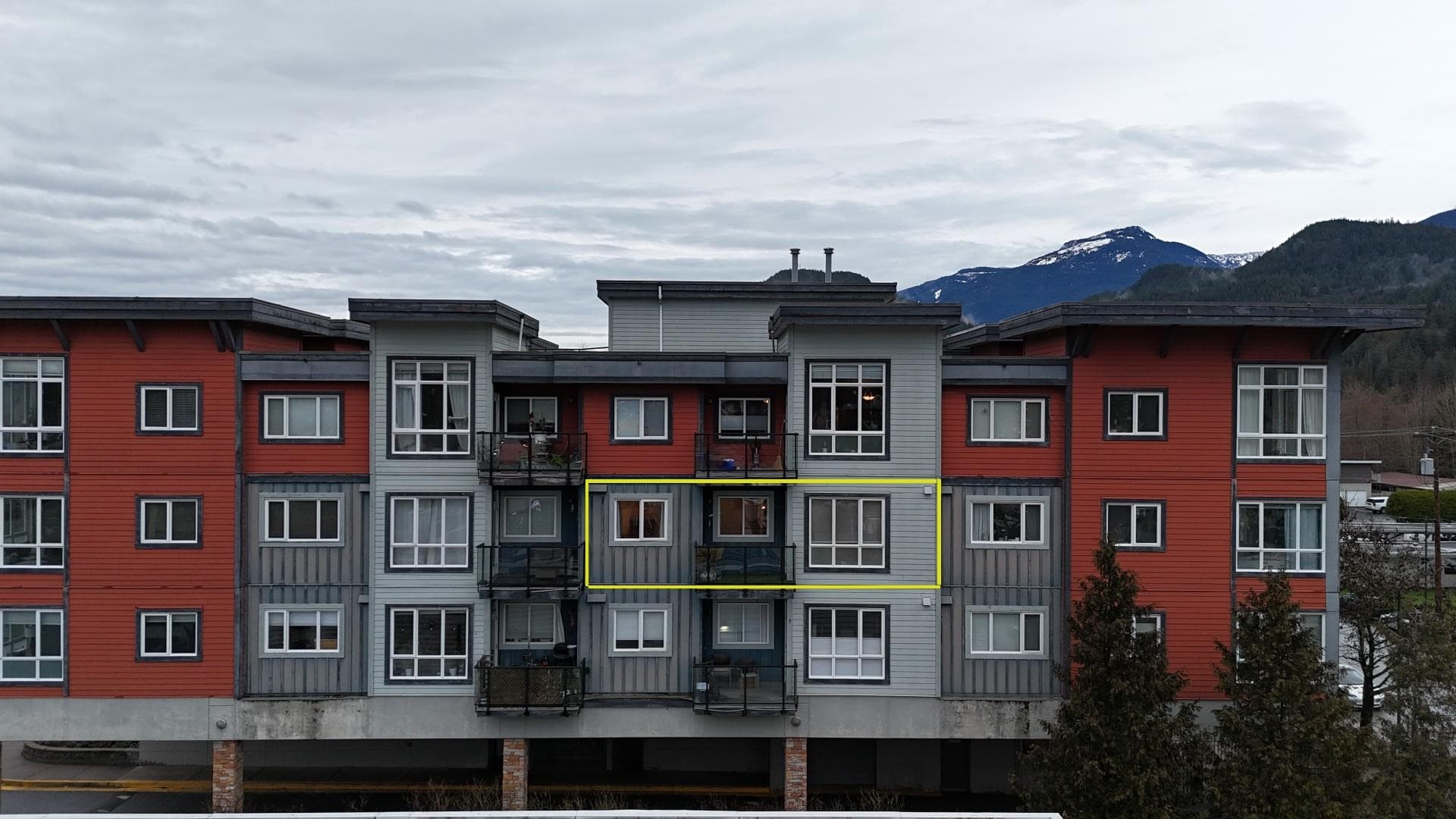 303 - 40437 Tantalus Road, Squamish, V0N 1T0 — photo 3
