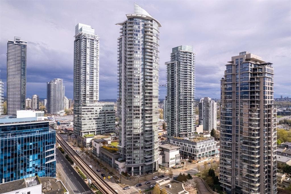 809 - 2008 Rosser Avenue, Burnaby