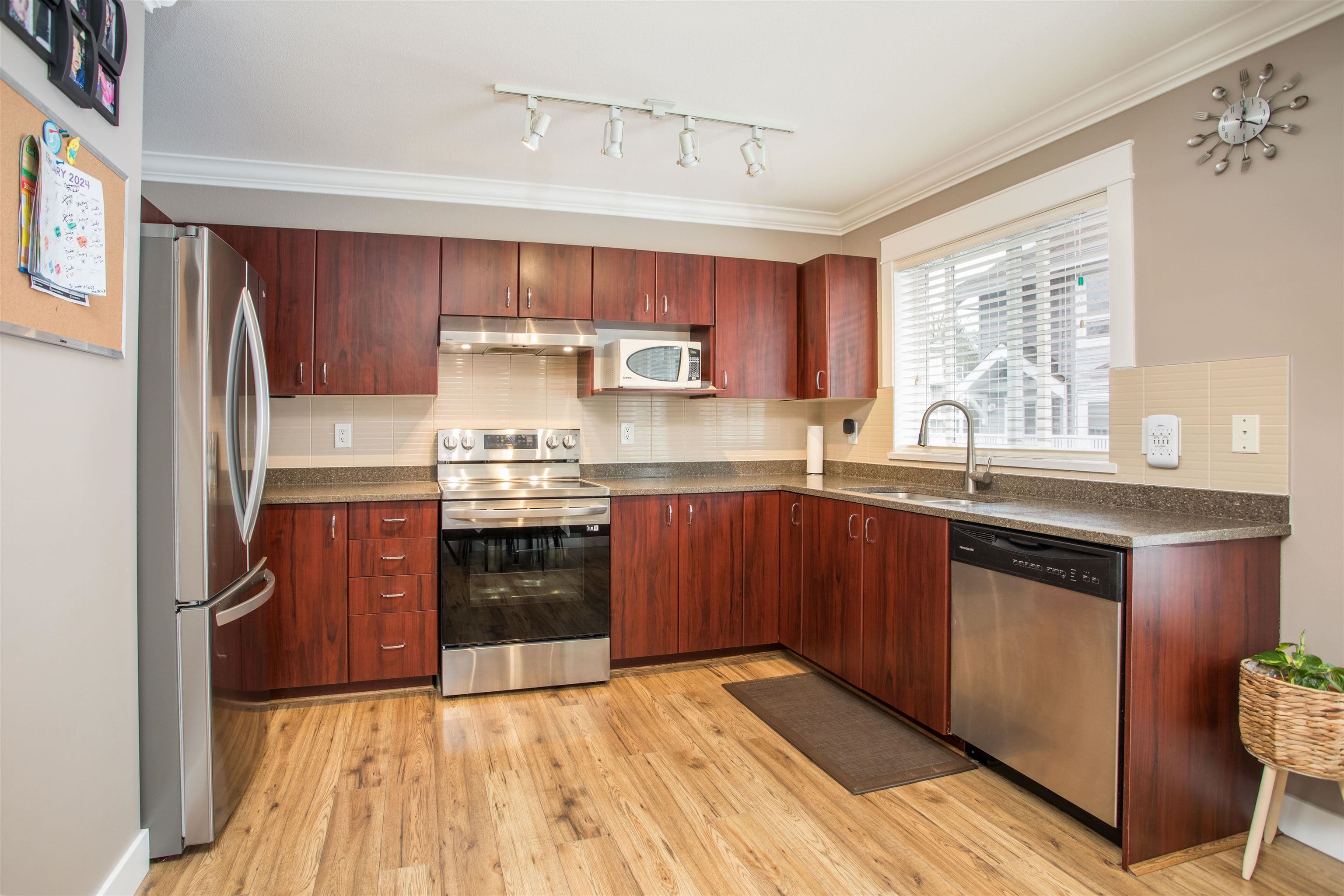 3 - 8968 208 Street, Langley, V1M 4C5 — photo 2