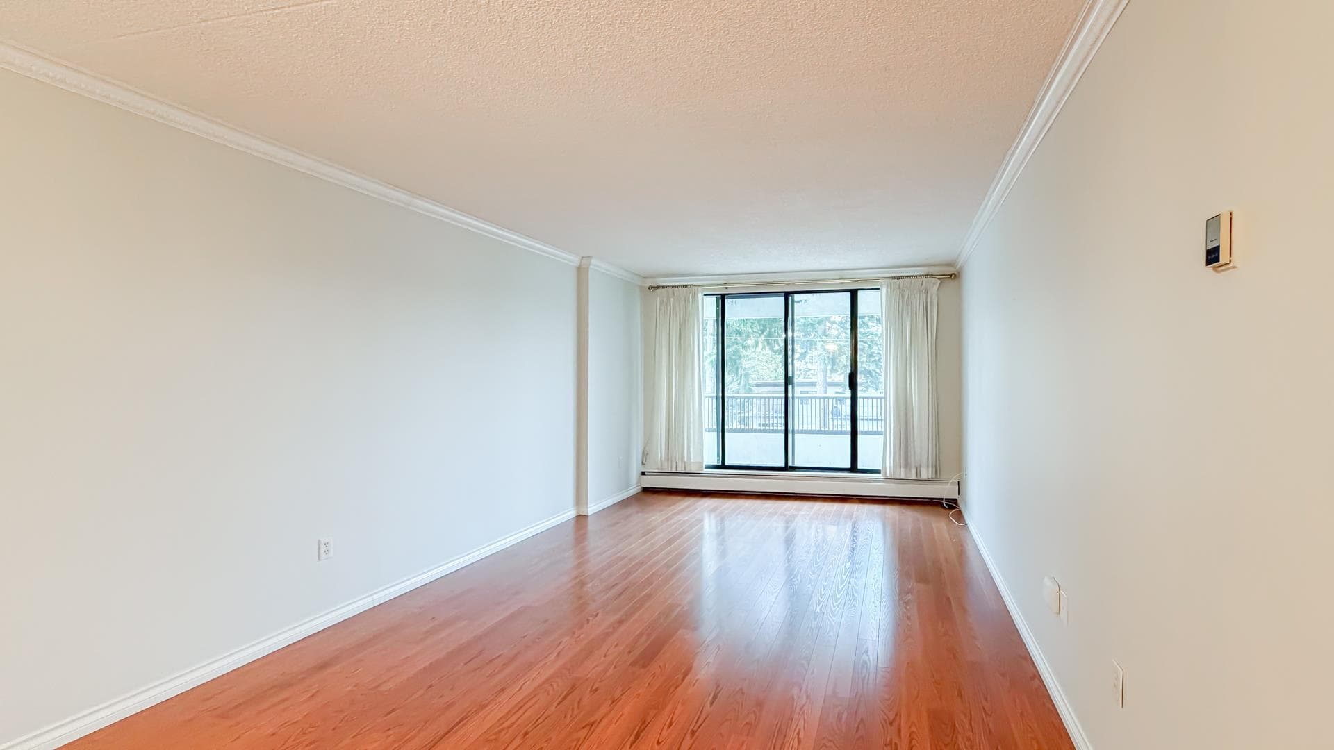 404 - 6595 Willingdon Avenue, Burnaby, V5H 4E5 — photo 5