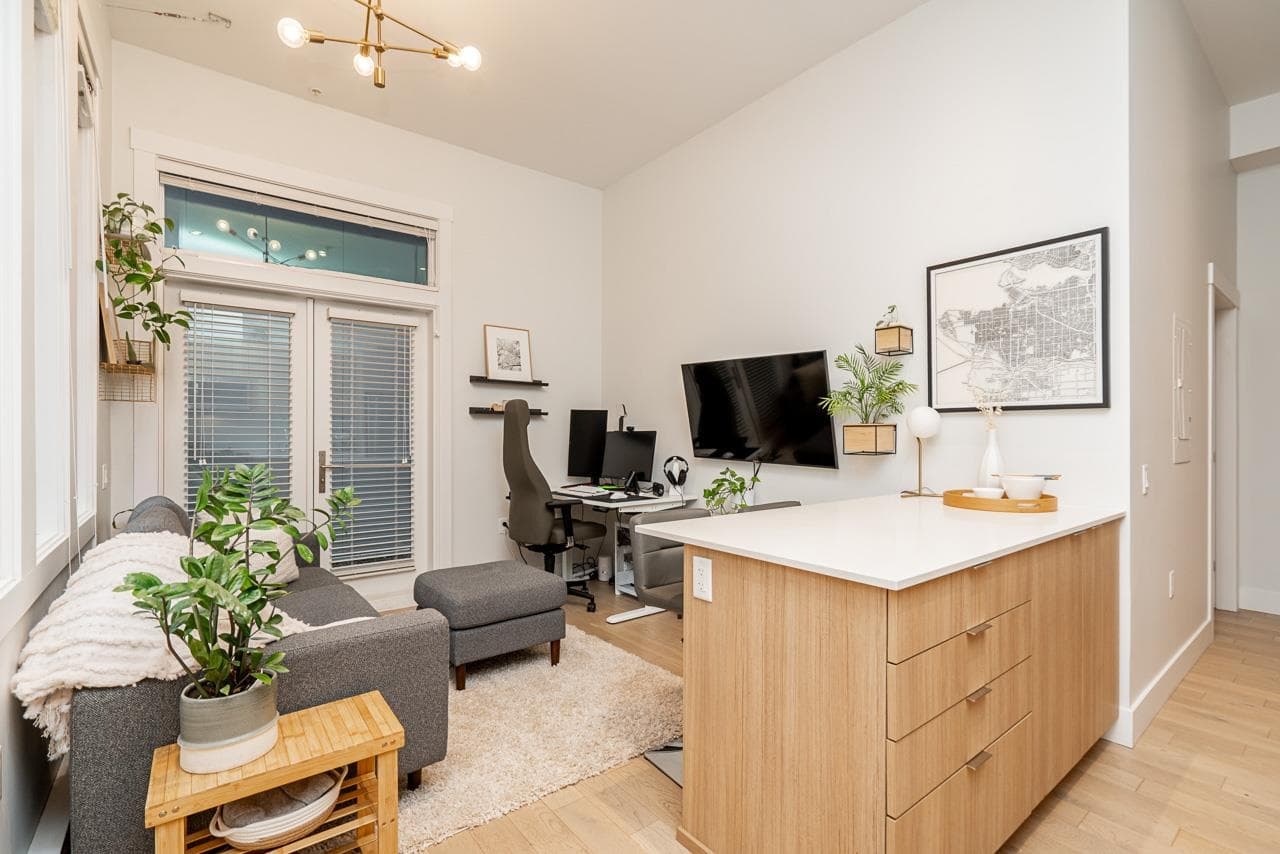 533 E 16 Avenue, Vancouver, V5T 2V1 — photo 1