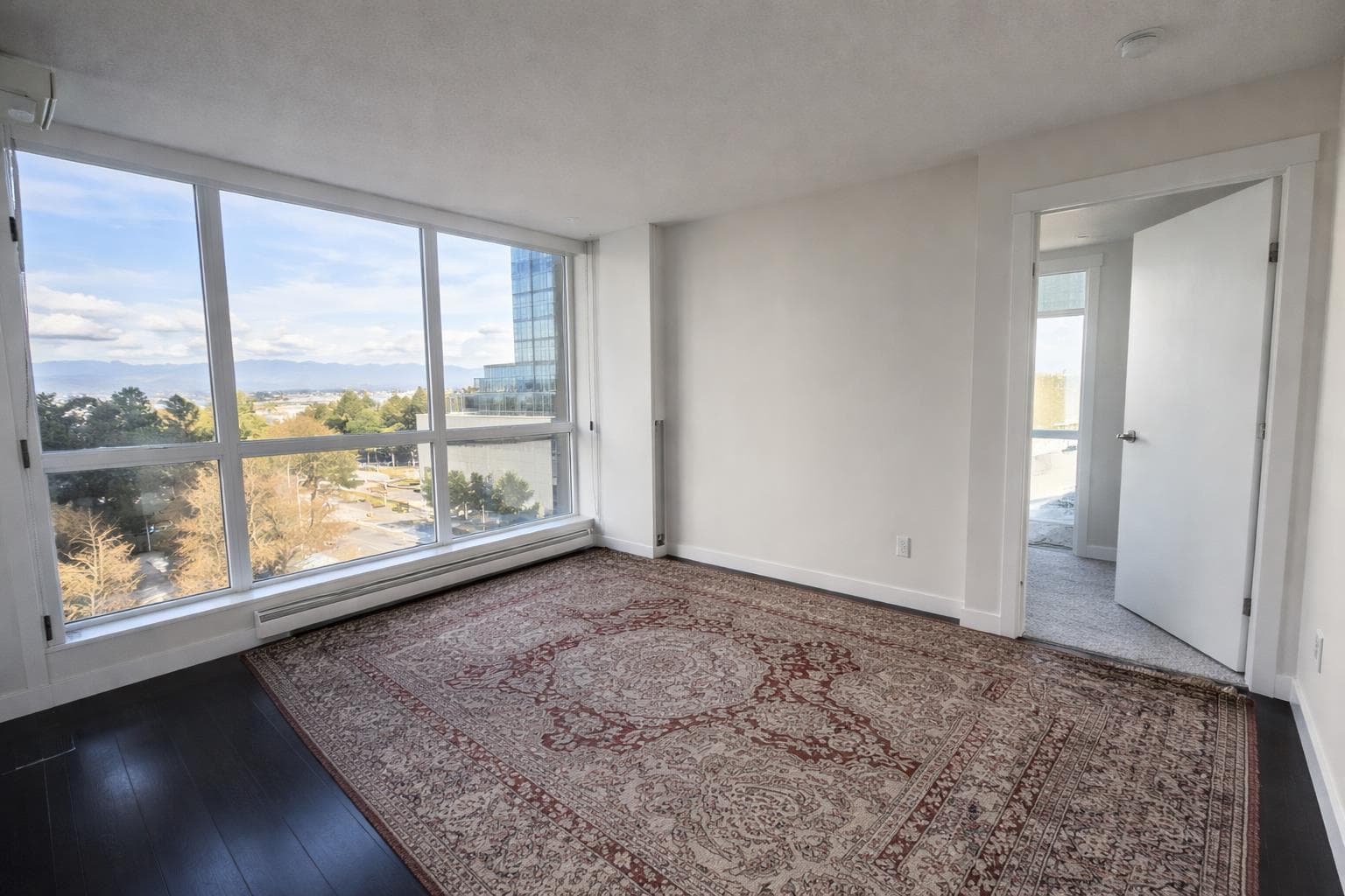 610 - 10777 University Drive, Surrey, V3T 0E6 — photo 3