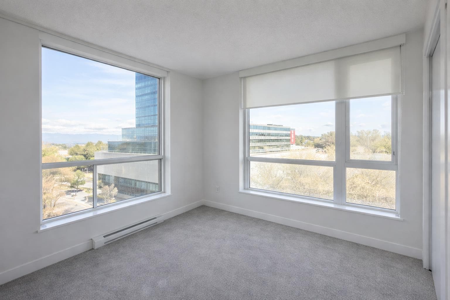 610 - 10777 University Drive, Surrey, V3T 0E6 — photo 4