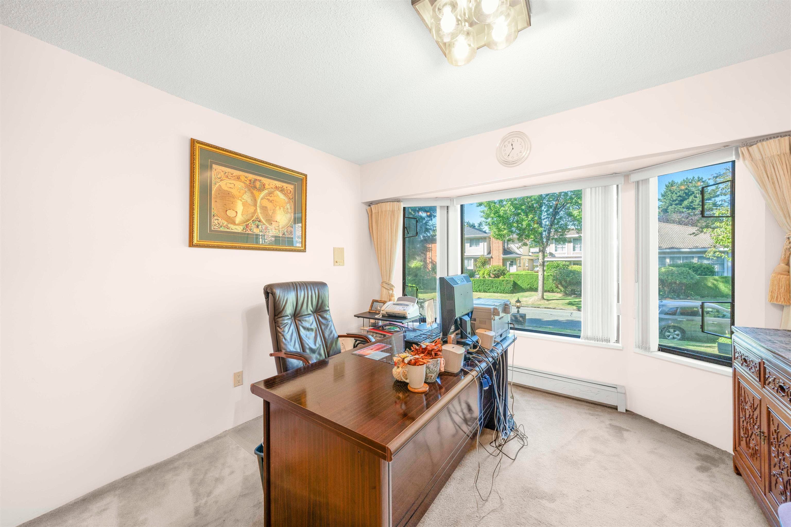 6668 Selkirk Street, Vancouver, V6P 4G8 — photo 3