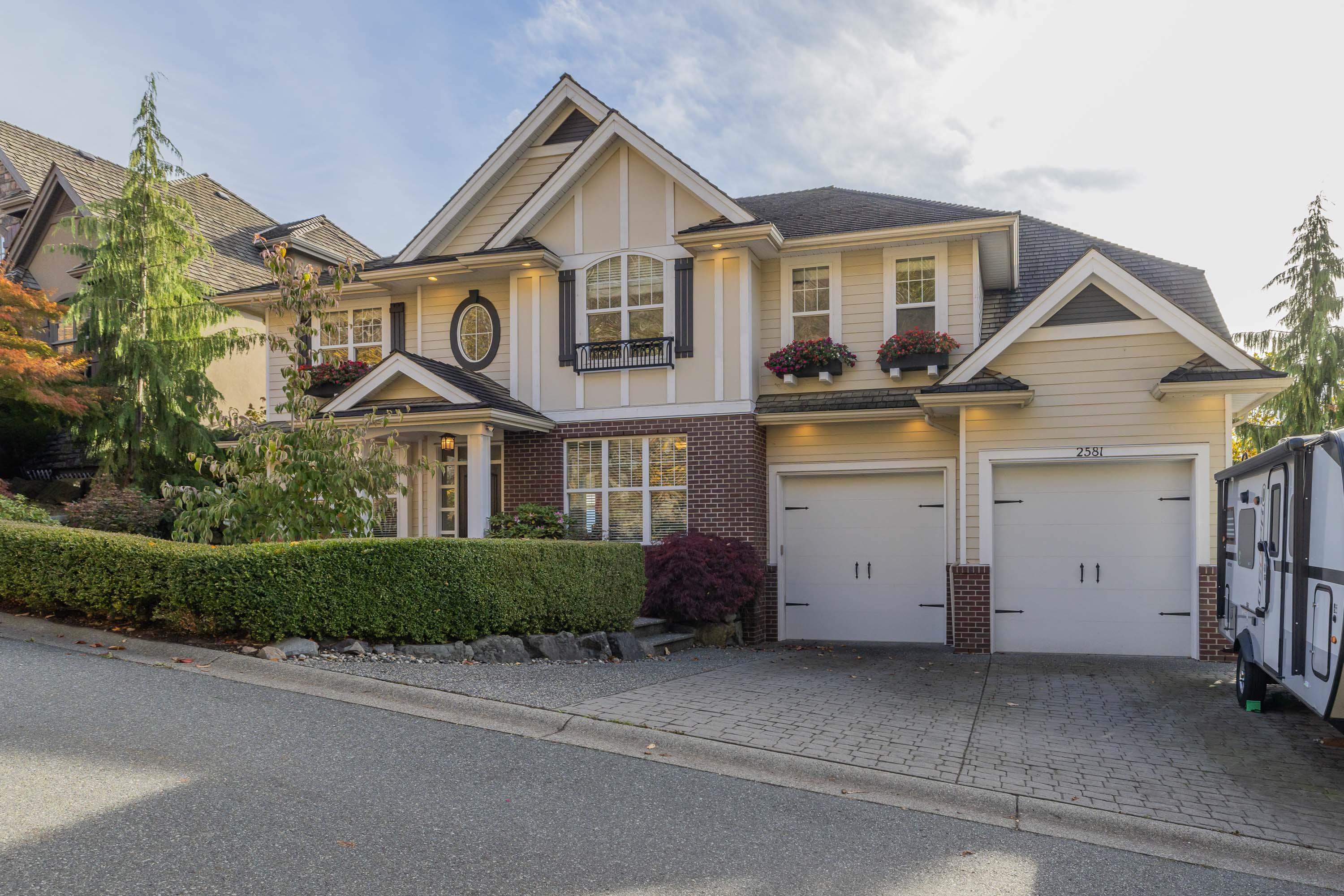 2581 Eagle Mountain Drive, Abbotsford, V3G 0B1 — photo 1