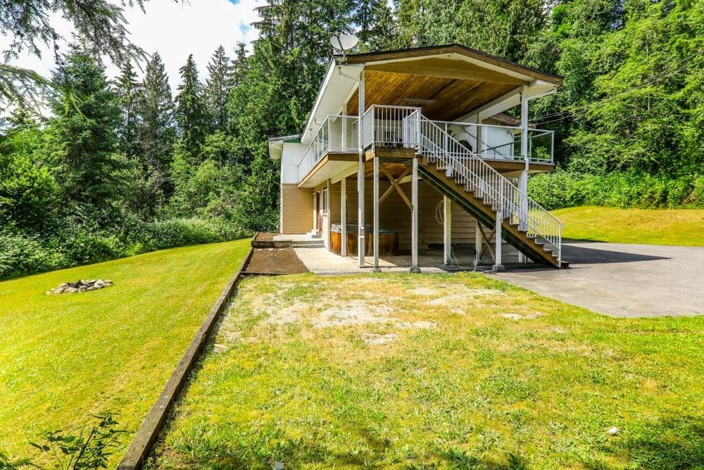 23215 141 Avenue, Maple Ridge, V4R 2R4 — photo 3