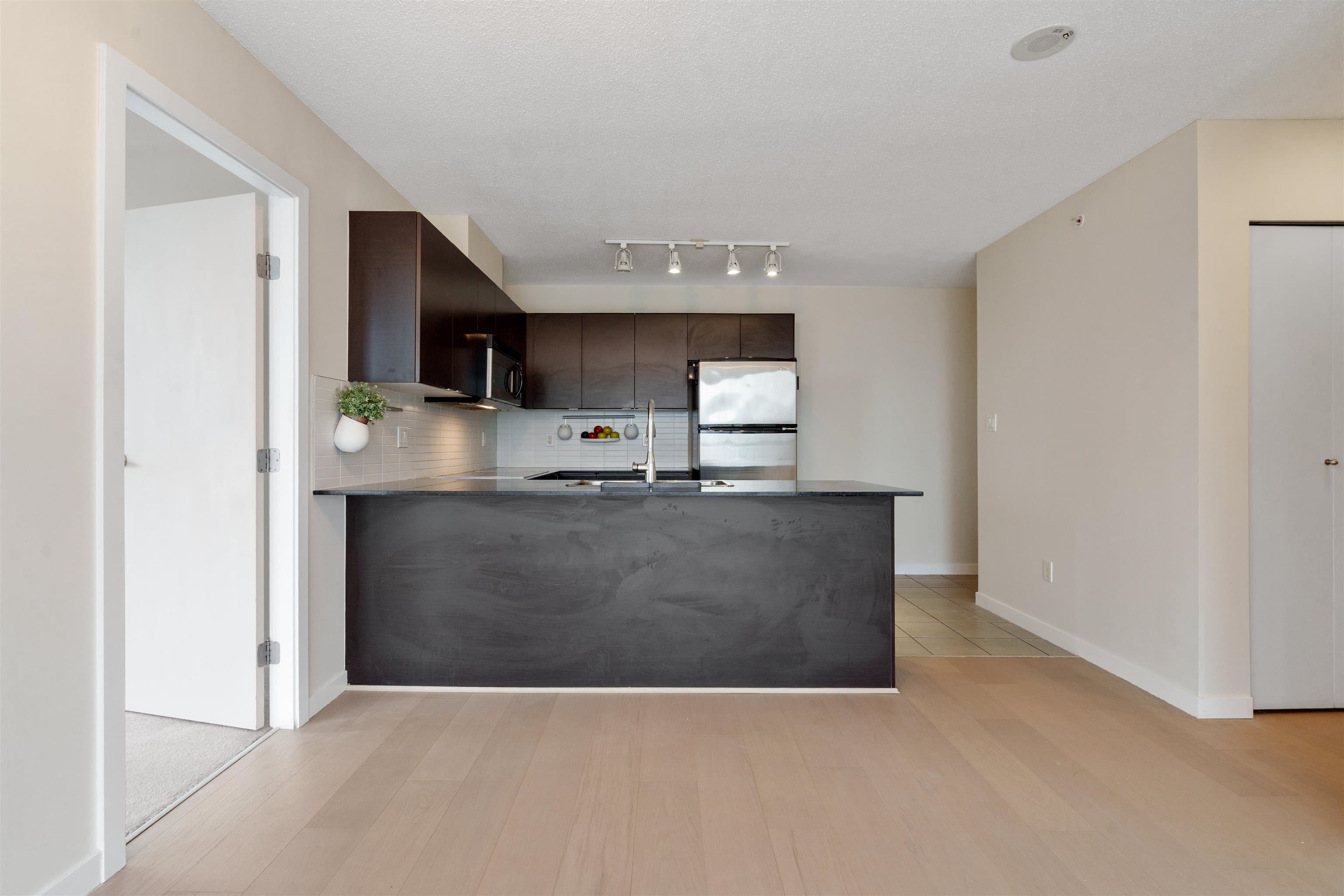 1706 - 4118 Dawson Street, Burnaby, V5C 0A3 — photo 5