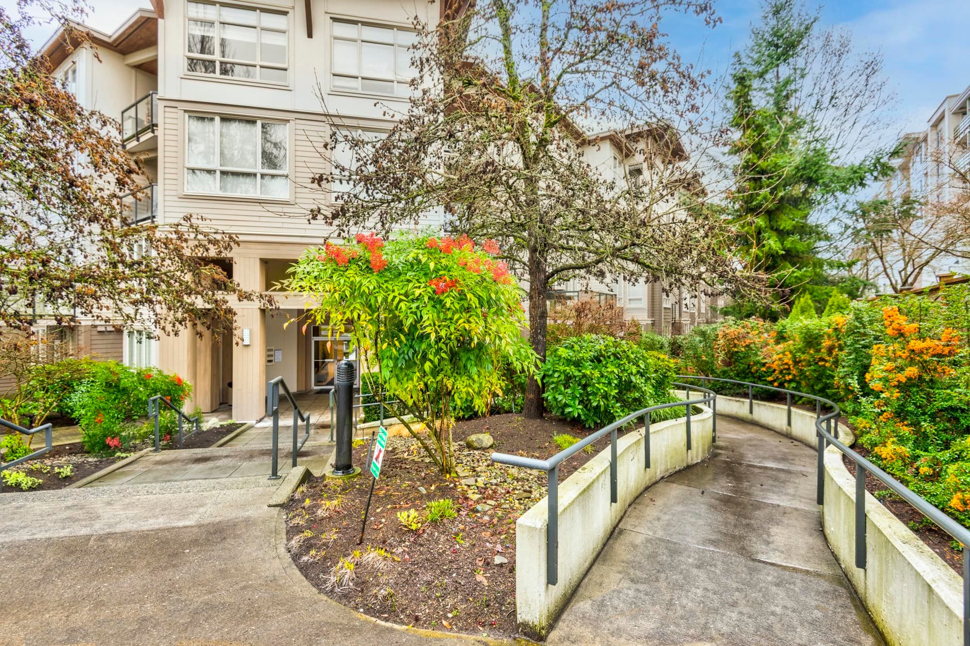 410 - 15918 26 Avenue, Surrey, V3Z 5K3 — photo 3