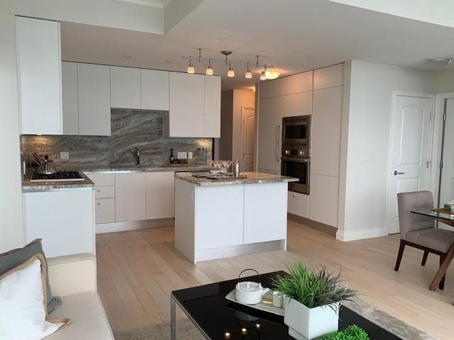 904 - 175 Victory Ship Way, North Vancouver