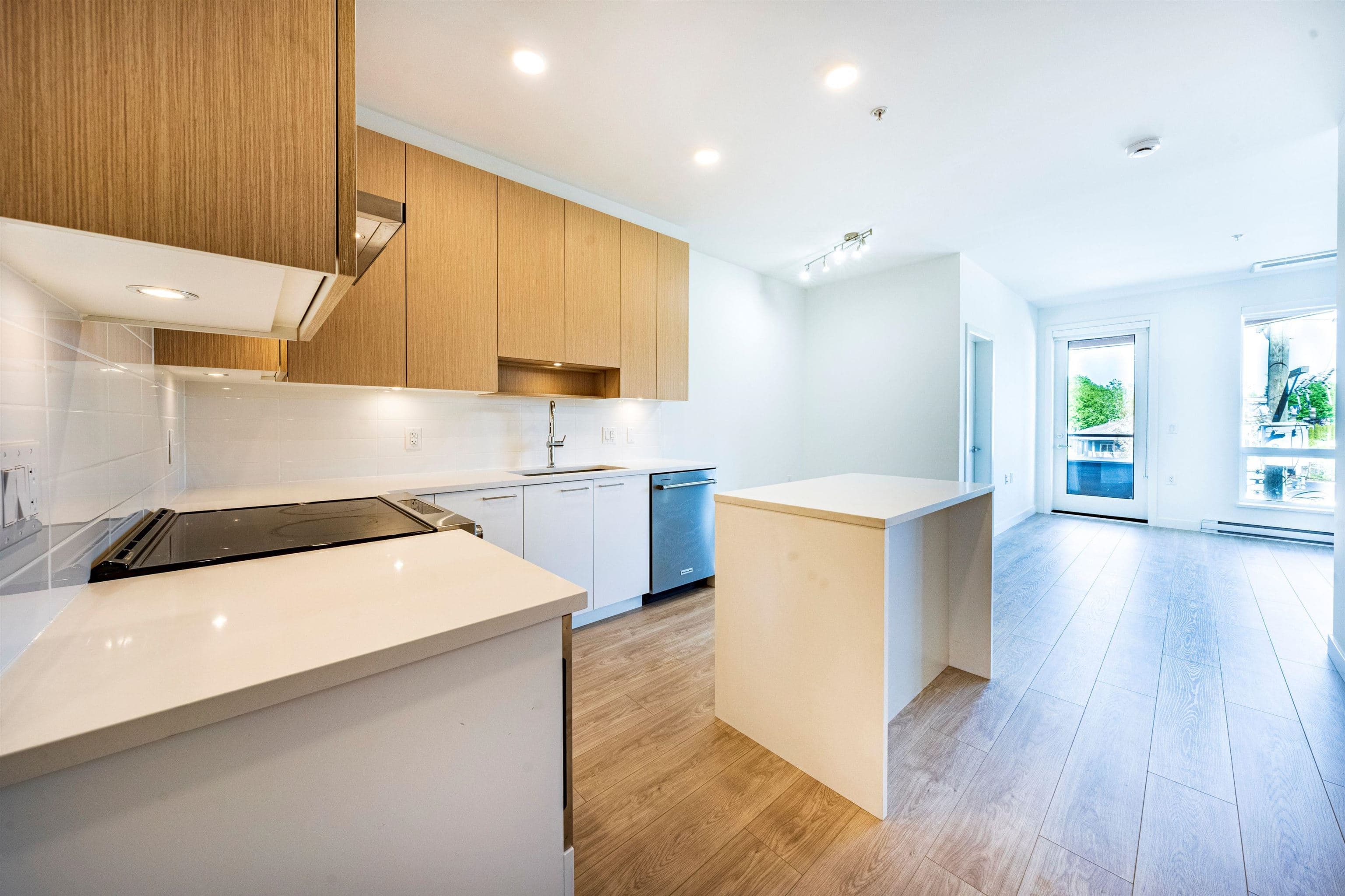 406 - 7599 15th Street, Burnaby, V3N 0H9 — photo 4