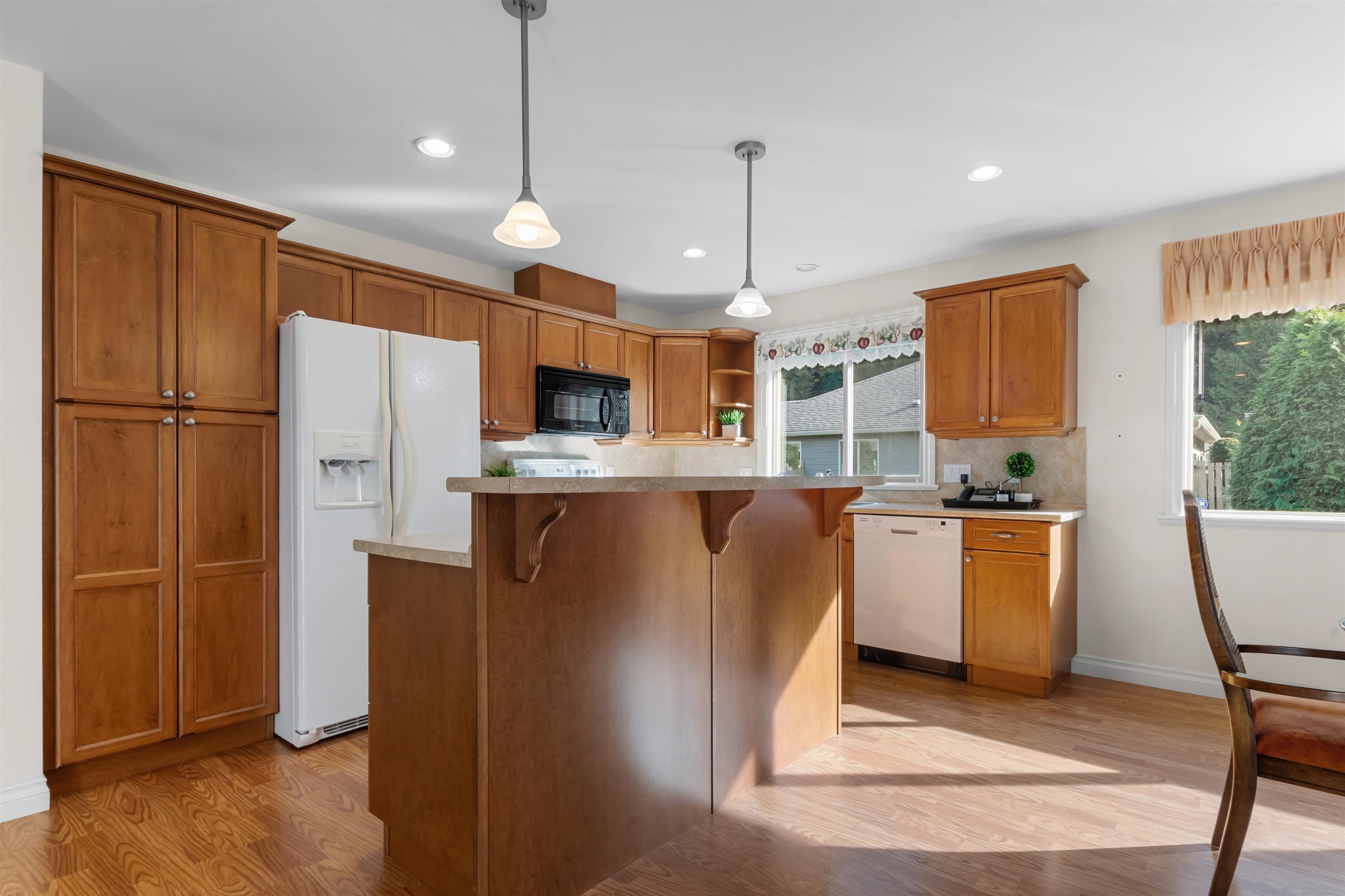 194 - 46000 Thomas Road, Chilliwack, V2R 5W6 — photo 5